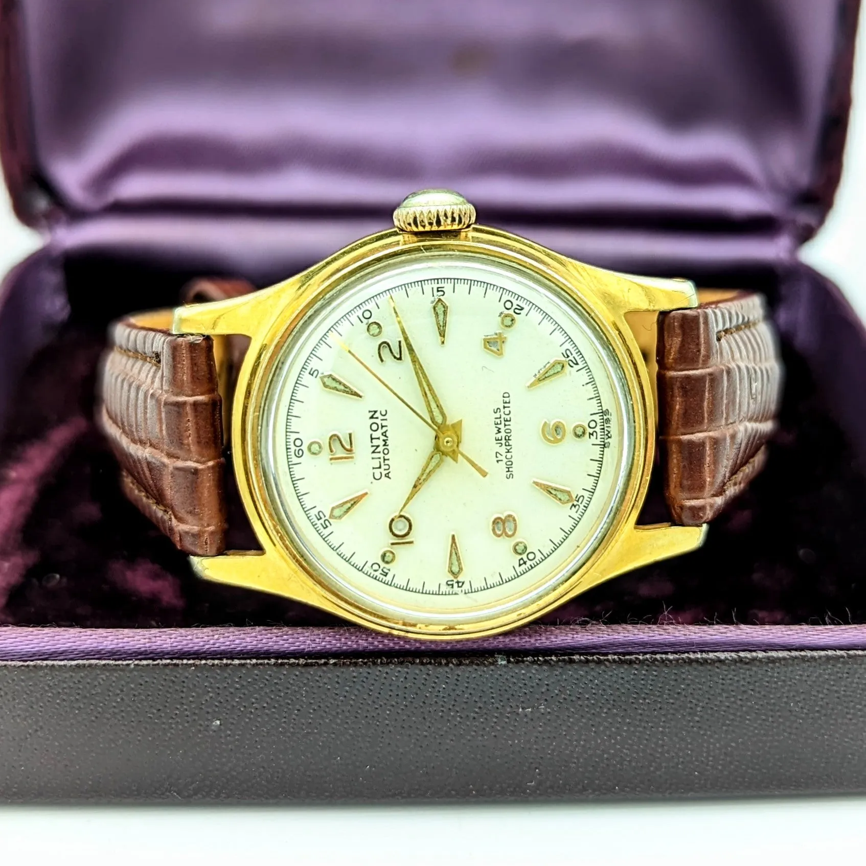 1950's CLINTON Automatic Watch Cal. 1361 17 Jewels Schockprotected Swiss Wristwatch