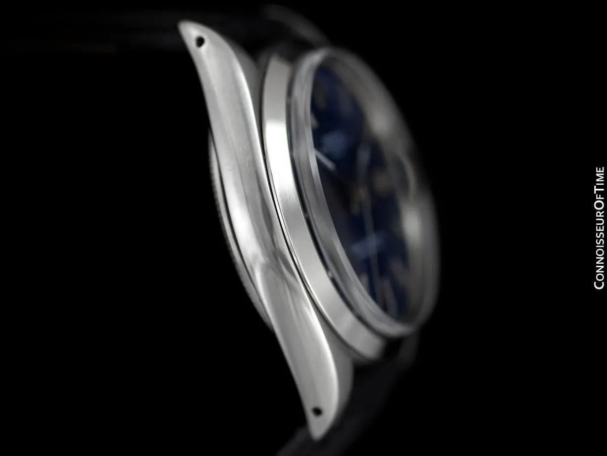 1968 Rolex Oyster Perpetual Date Ref. 1500 Vintage Mens Blue Dial Watch - Stainless Steel