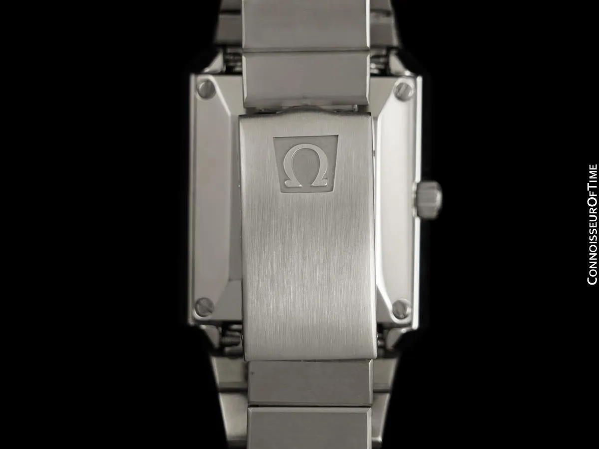 1970's Omega Seamaster Mariner II Mens Vintage Quartz Bracelet Watch - Stainless Steel