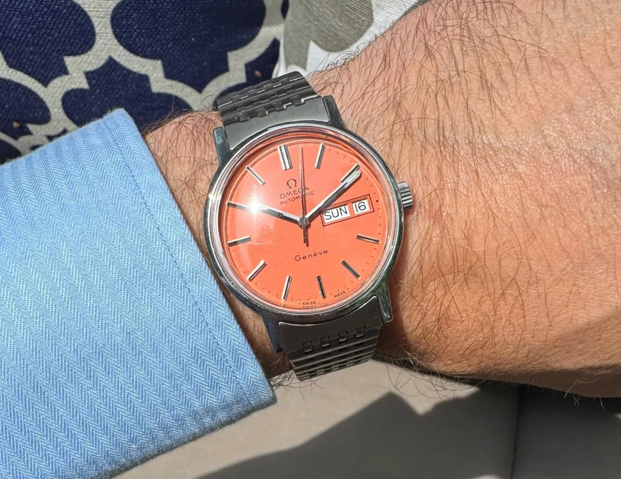 1973 Omega Geneve Vintage Automatic Day Date Mens Watch with Peach Dial - Stainless Steel