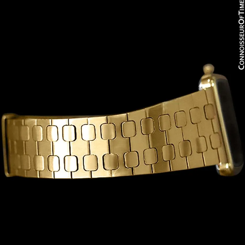 1980's Omega Seamaster Vintage Mens Midsize Retro Quartz Watch - 18K Gold Plated & Stainless Steel