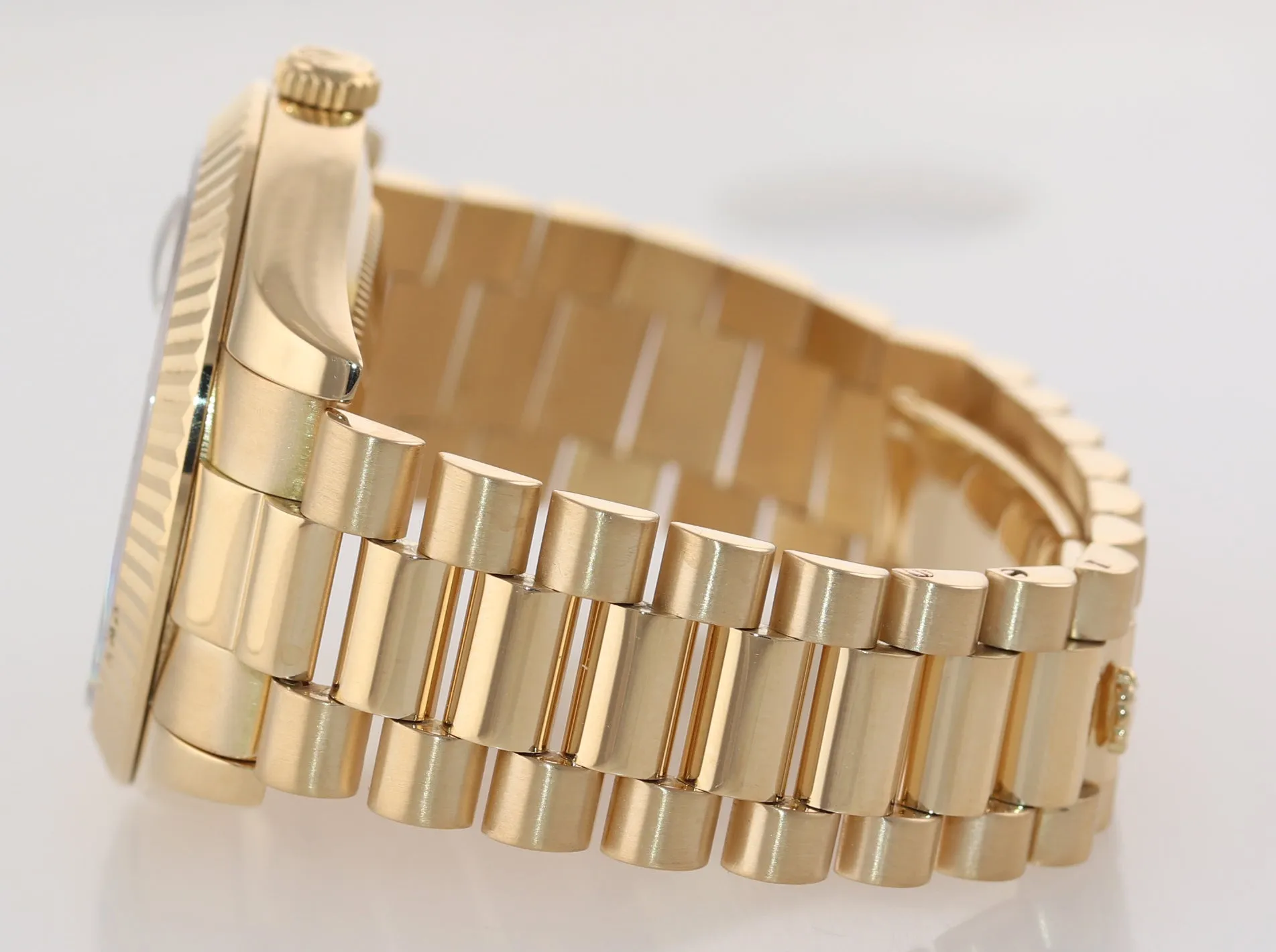 2015 Rolex Day-Date II 41mm Champagne Diamond President 218238 18K Gold Watch