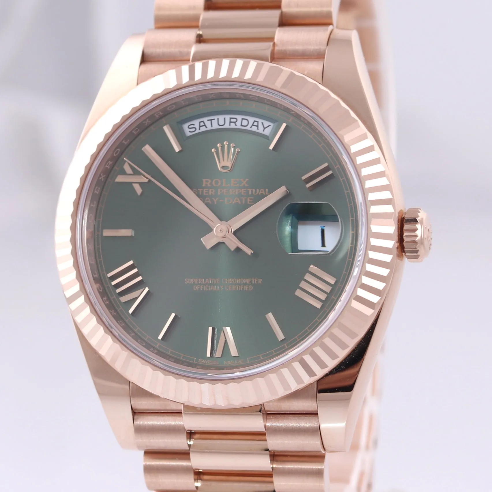 2019 NEW Rolex President 40mm 18k Rose Gold Olive Green Roman 228235 Watch Box