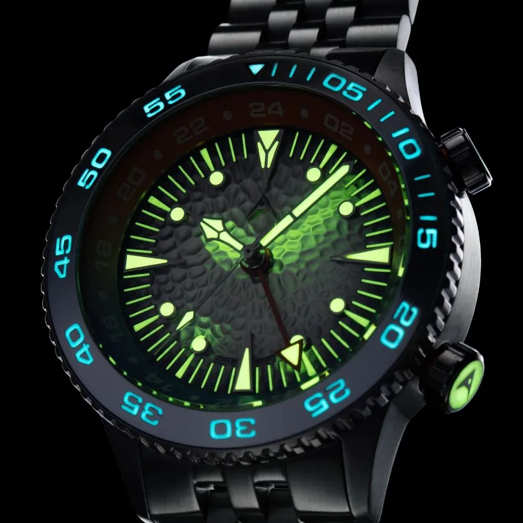 Aerotec Ace&nbsp;X&nbsp;GMT Diver - Silver-Colored Dive&nbsp;Watch