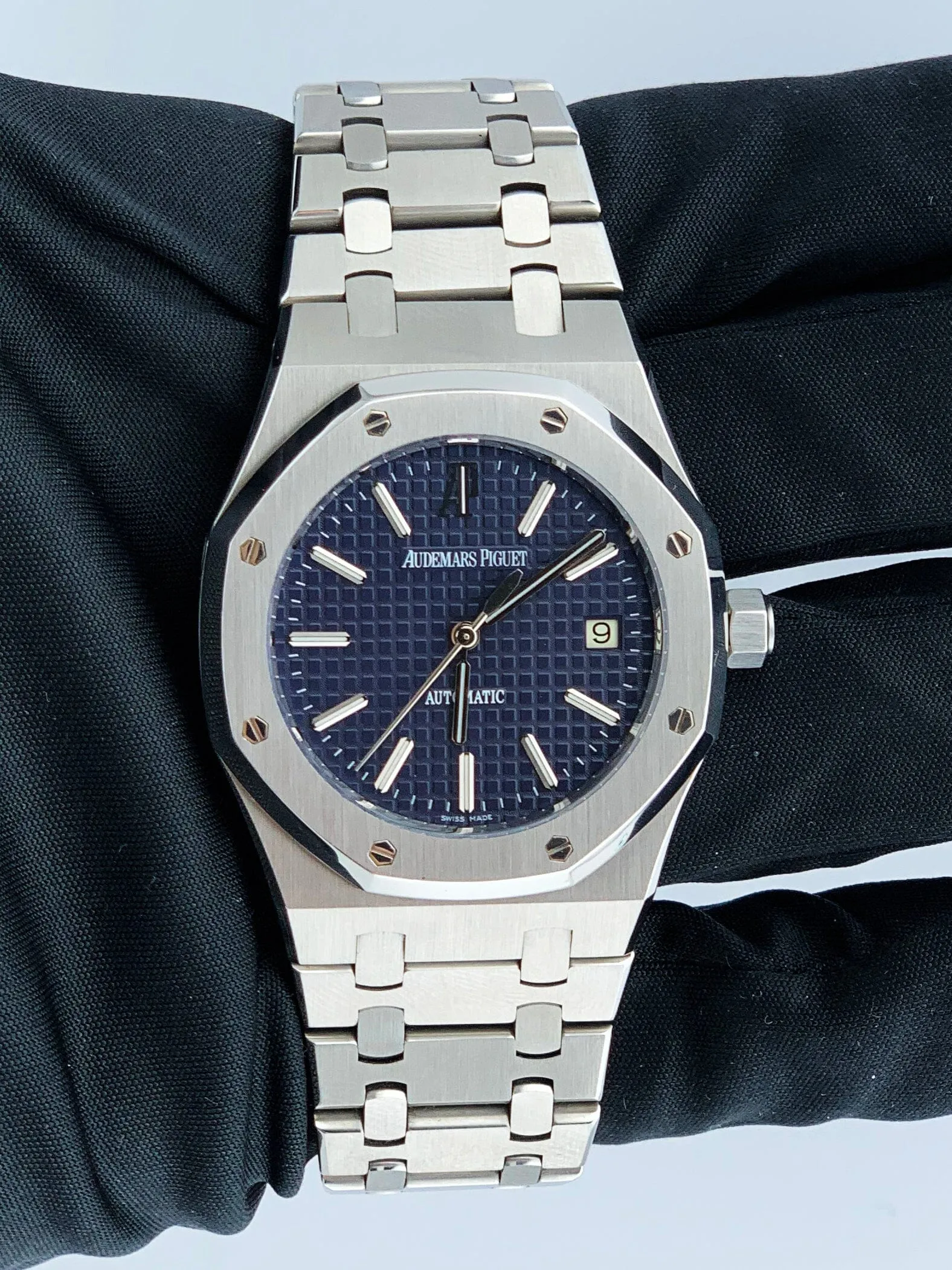 Audemars Piguet Royal Oak 15300ST Blue Dial Mens Watch Box Papers