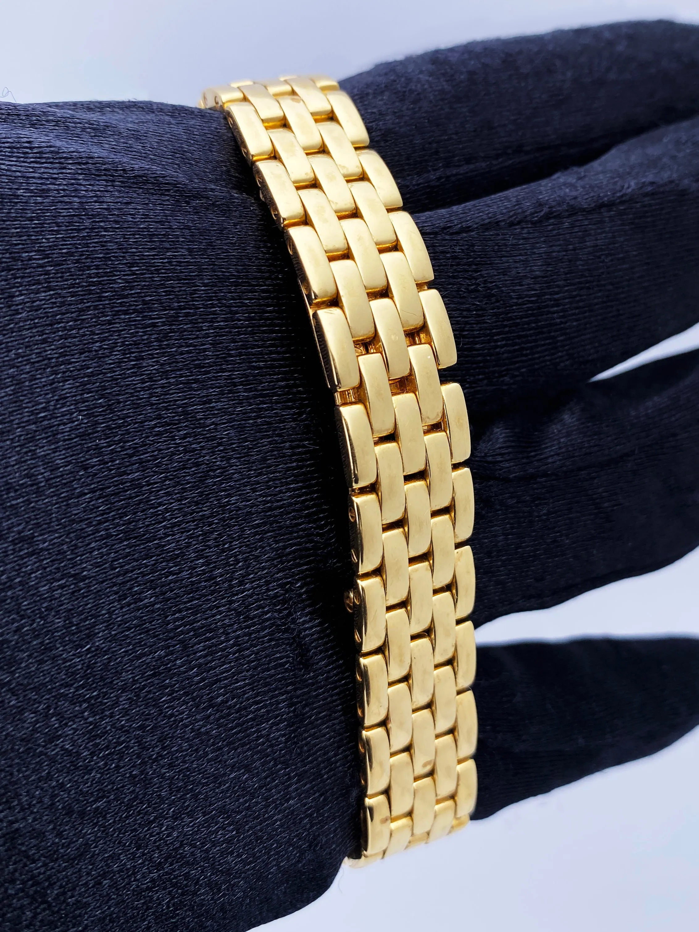 Cartier Panthere 1070 18K Yellow Gold Ladies Watch