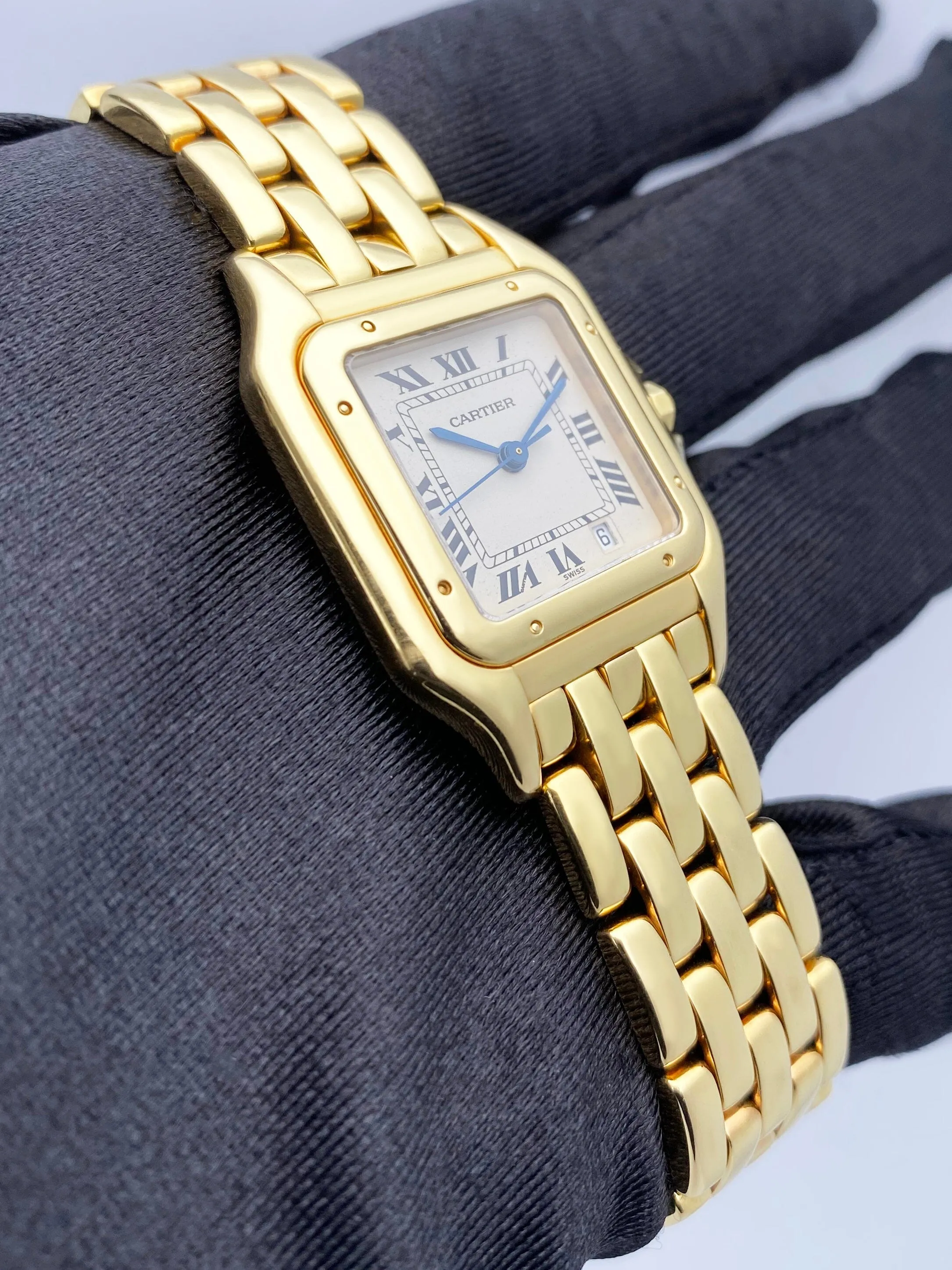 Cartier Panthere GGC98010 Yellow Gold Midsize Ladies Watch Box Papers
