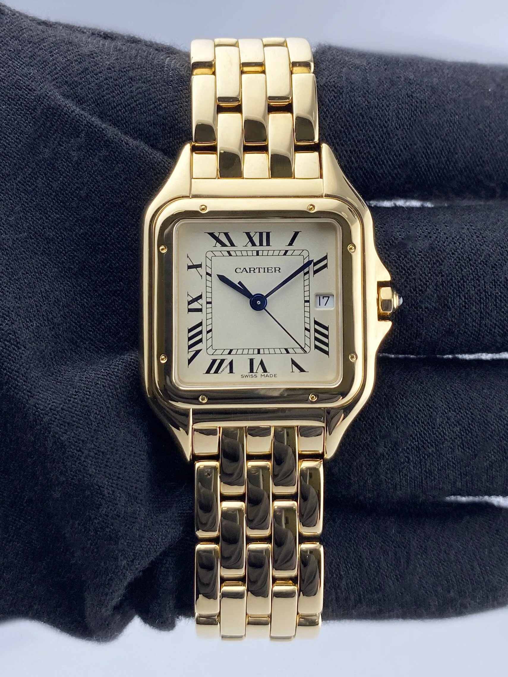 Cartier Panthere Midsize 83782747 18K Yellow Gold Mens Watch