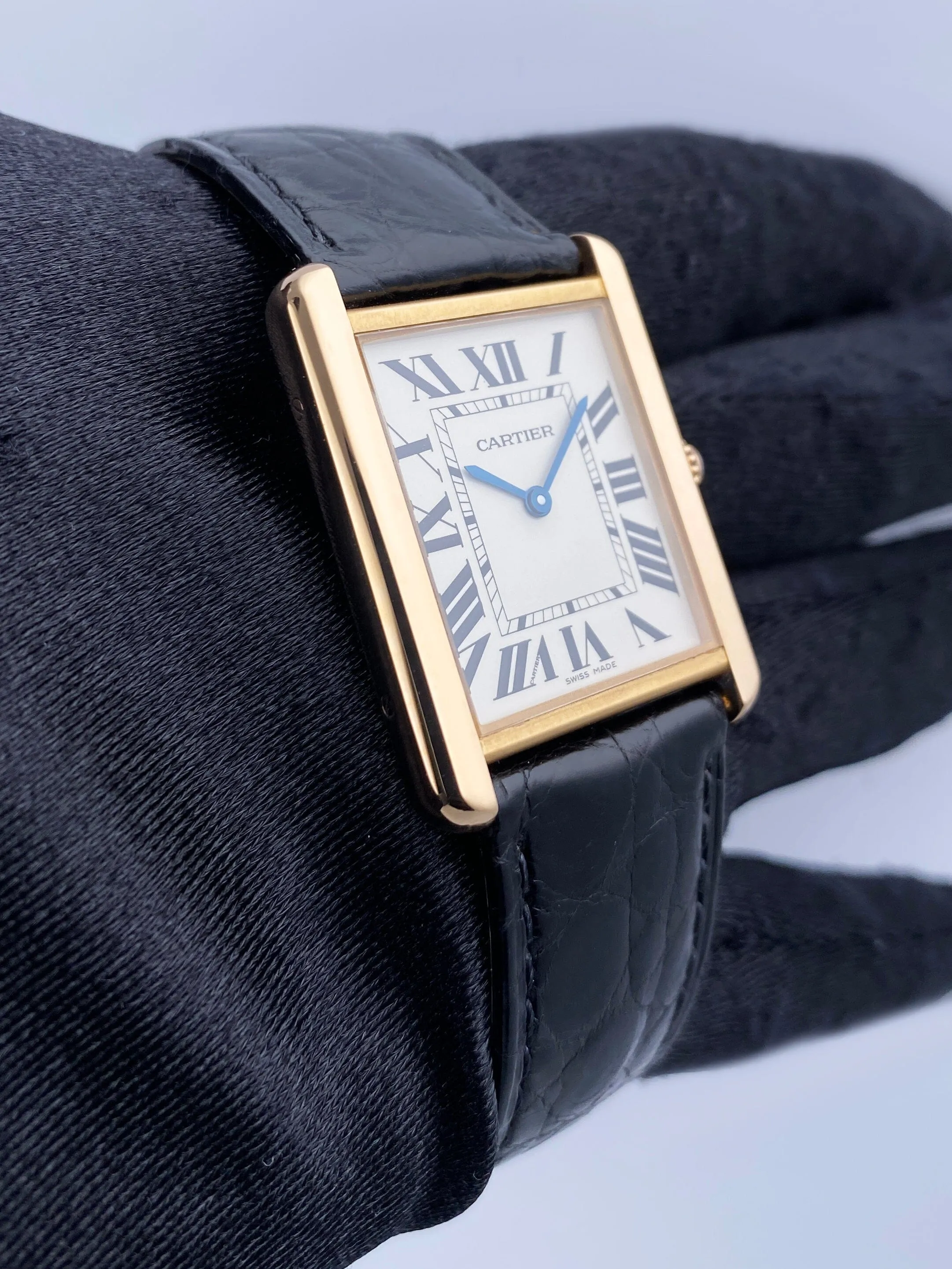 Cartier Tank Solo W5200025 18K Rose Gold Watch