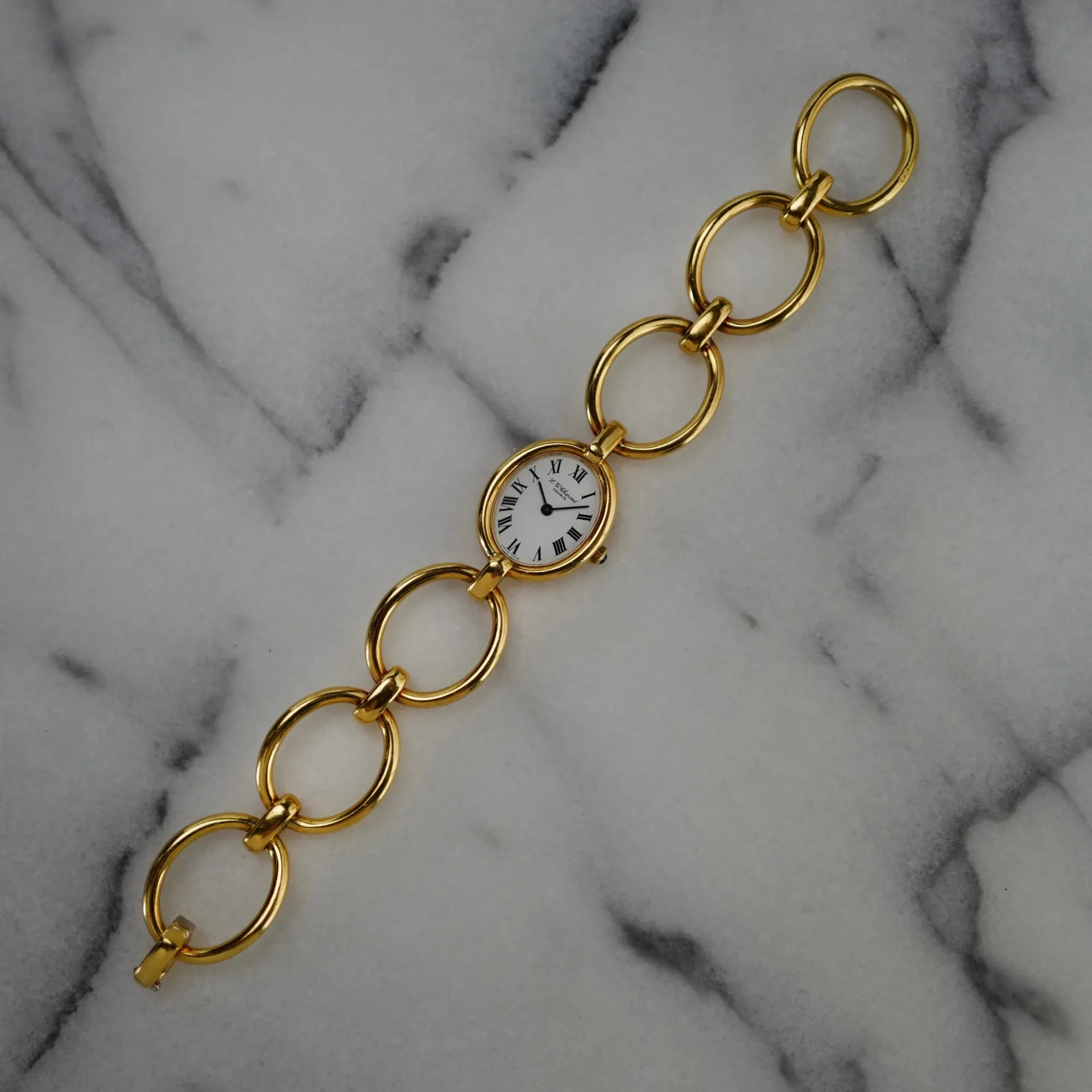 Chopard Vintage Yellow Gold Oval Link Band Watch (New Arrival)