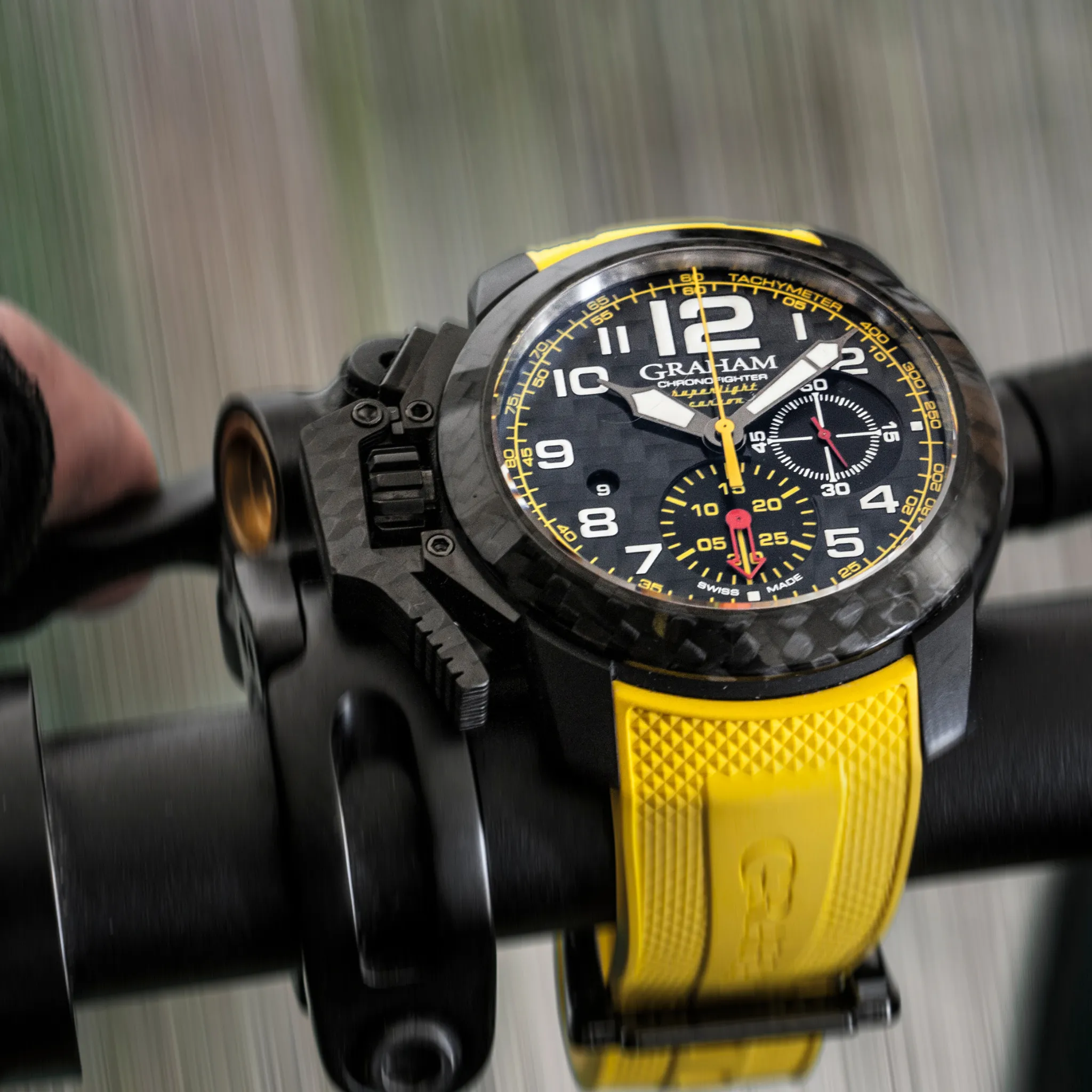 CHRONOFIGHTER SUPERLIGHT CARBON (YELLOW)