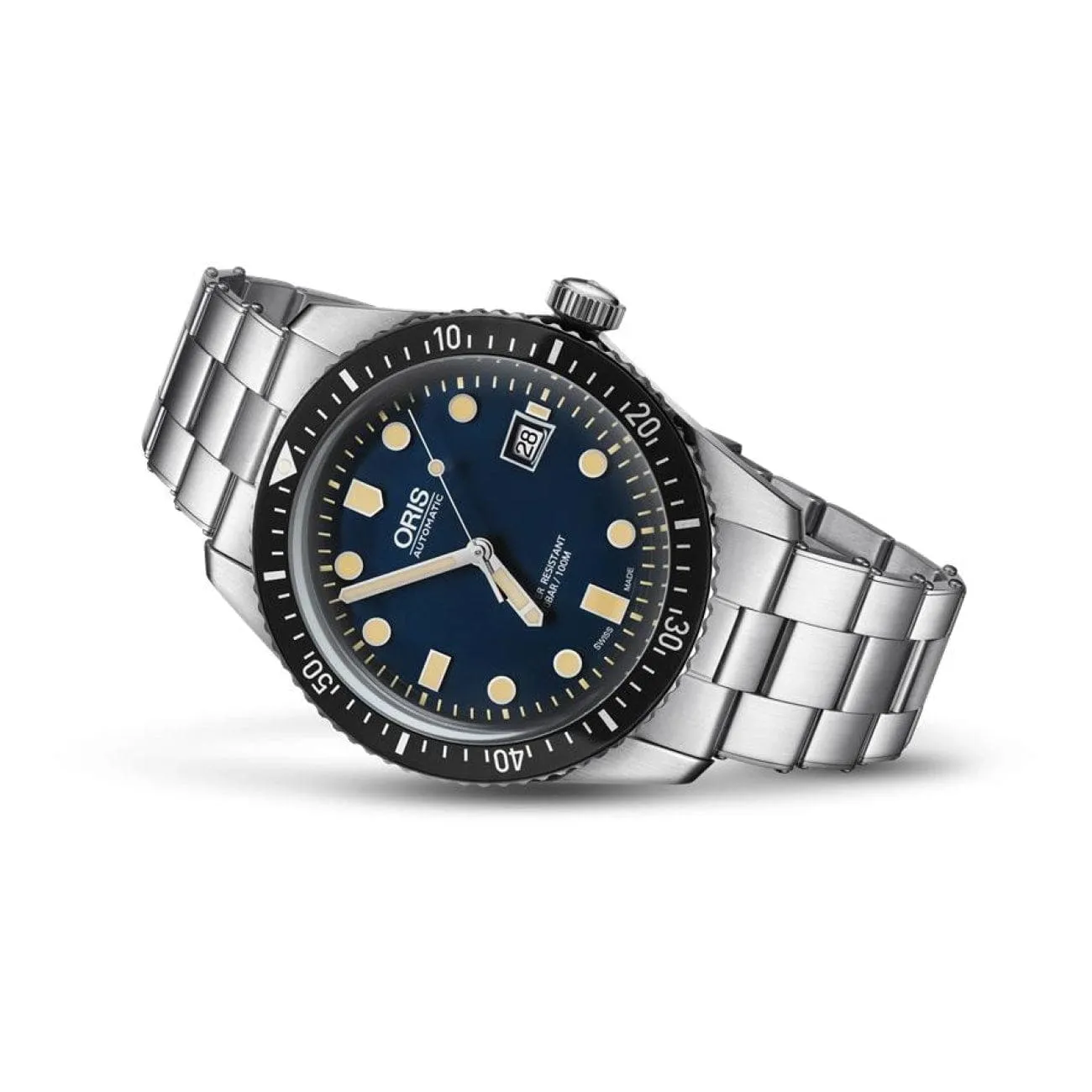 DIVERS SIXTY-FIVE