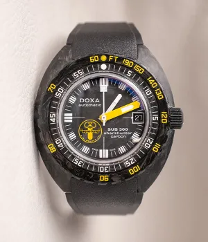 Doxa SUB 300 Carbon Aqua Lung US Divers Sharkhunter