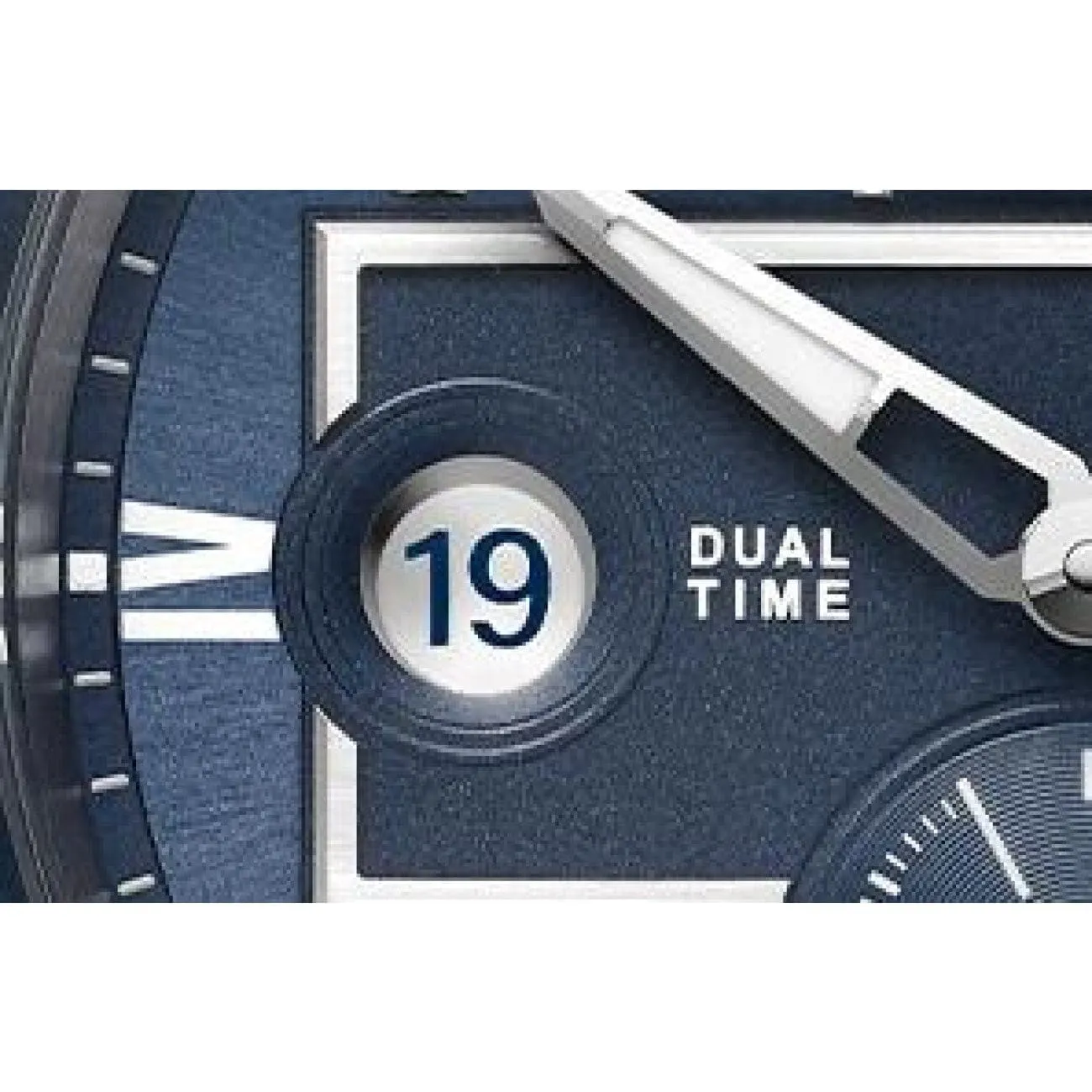 Executive Dual Time 43 mm