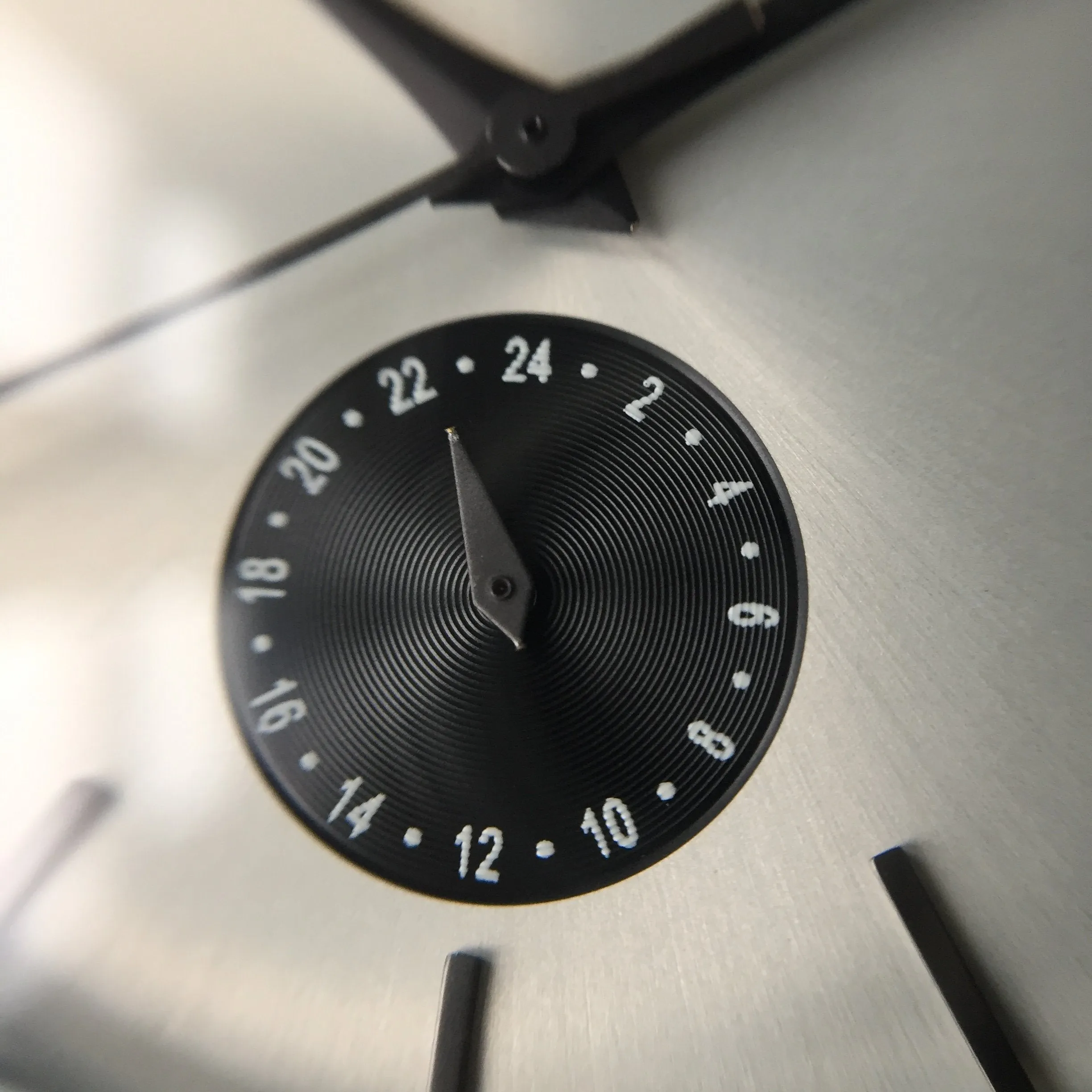 FILTON BLACK CASE & BLACK MESH STRAP WITH SILVER DIAL - LIMITED EDITION
