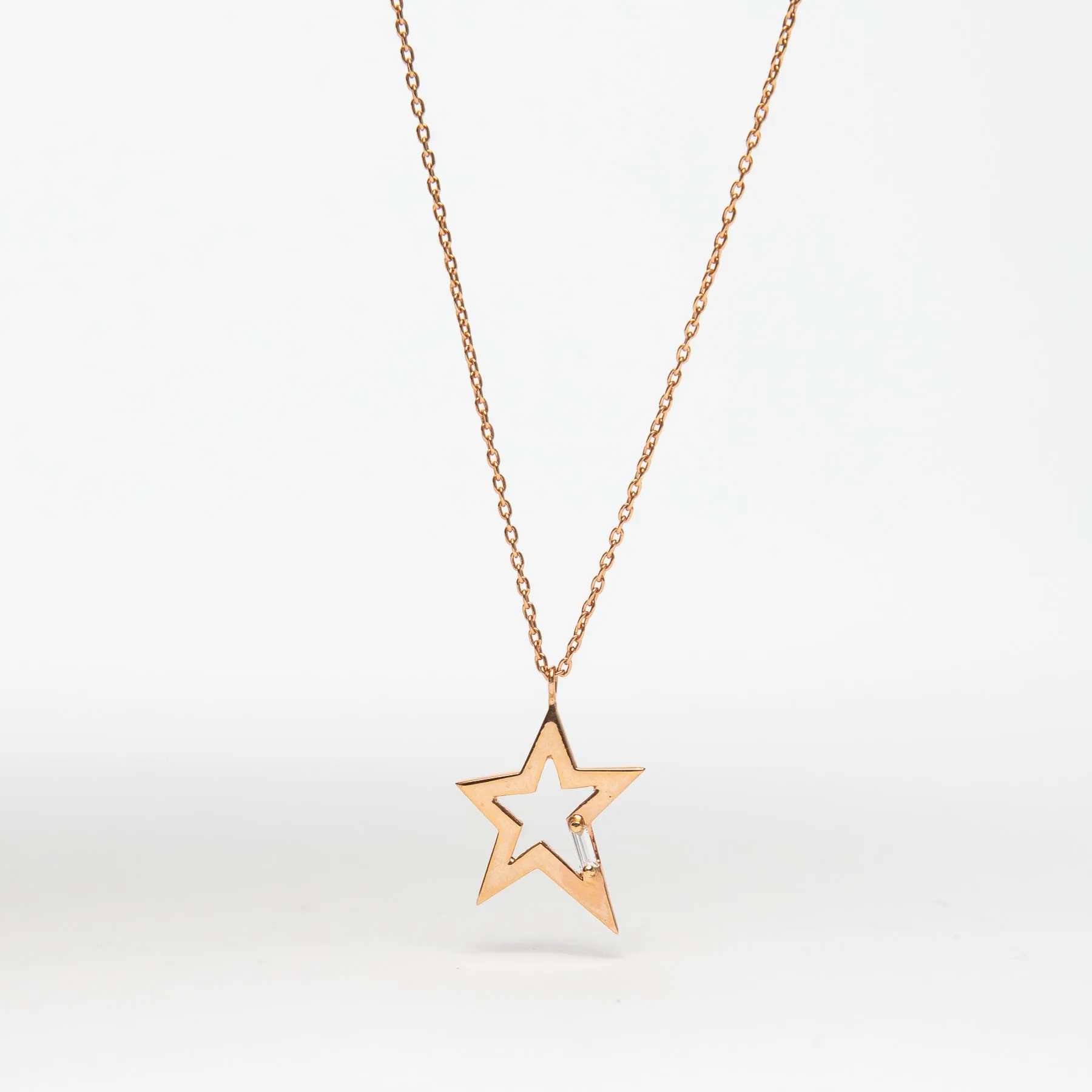 FIYA JEWELLERY | BAGUETTE DIAMOND GOLD STAR NECKLACE
