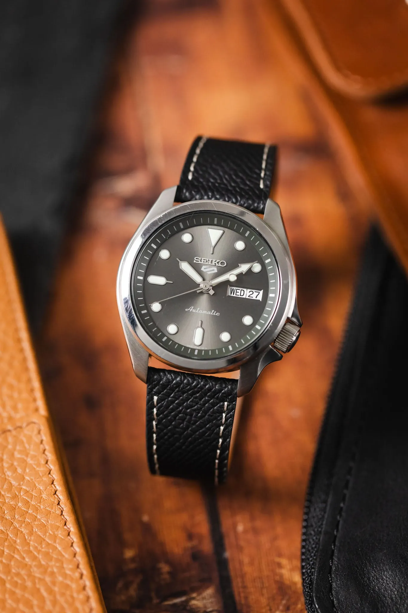 Flat Epsom Watch Strap in Black