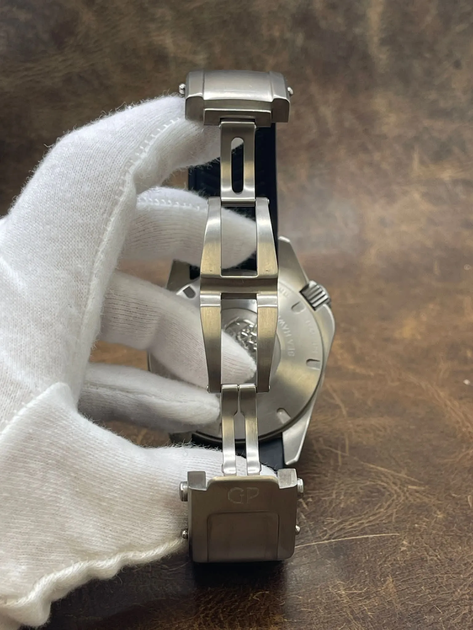 Girard Perregaux Sea Hawk Pro II 49941 Black Dial Automatic Men's Watch