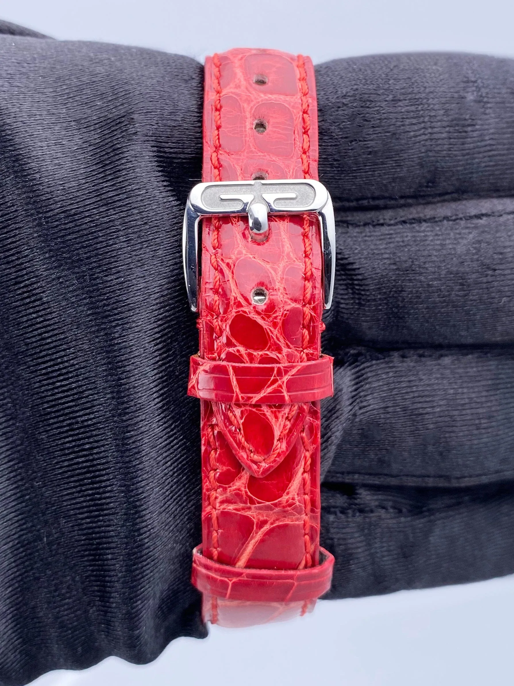 Gérald Genta Disney G.3622 Mickey Mouse MOP Dial Ladies Watch