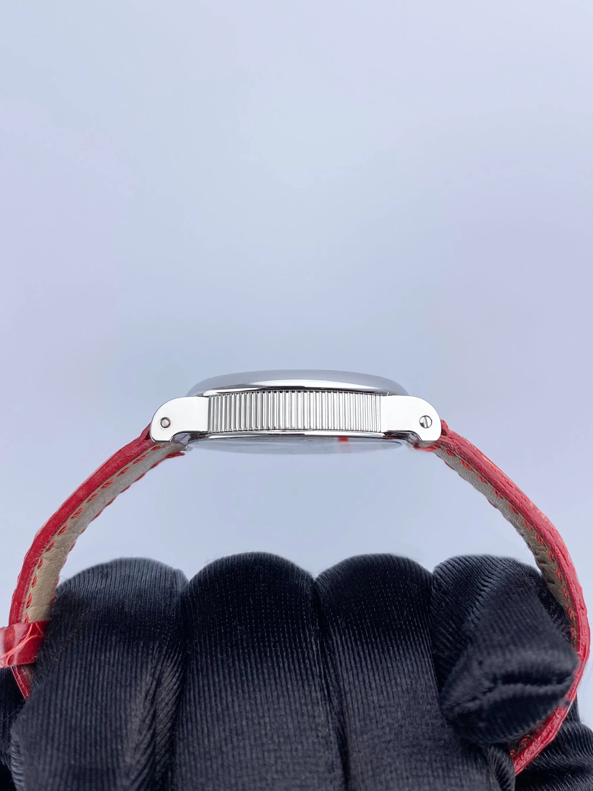 Gérald Genta Disney G.3622 Mickey Mouse MOP Dial Ladies Watch