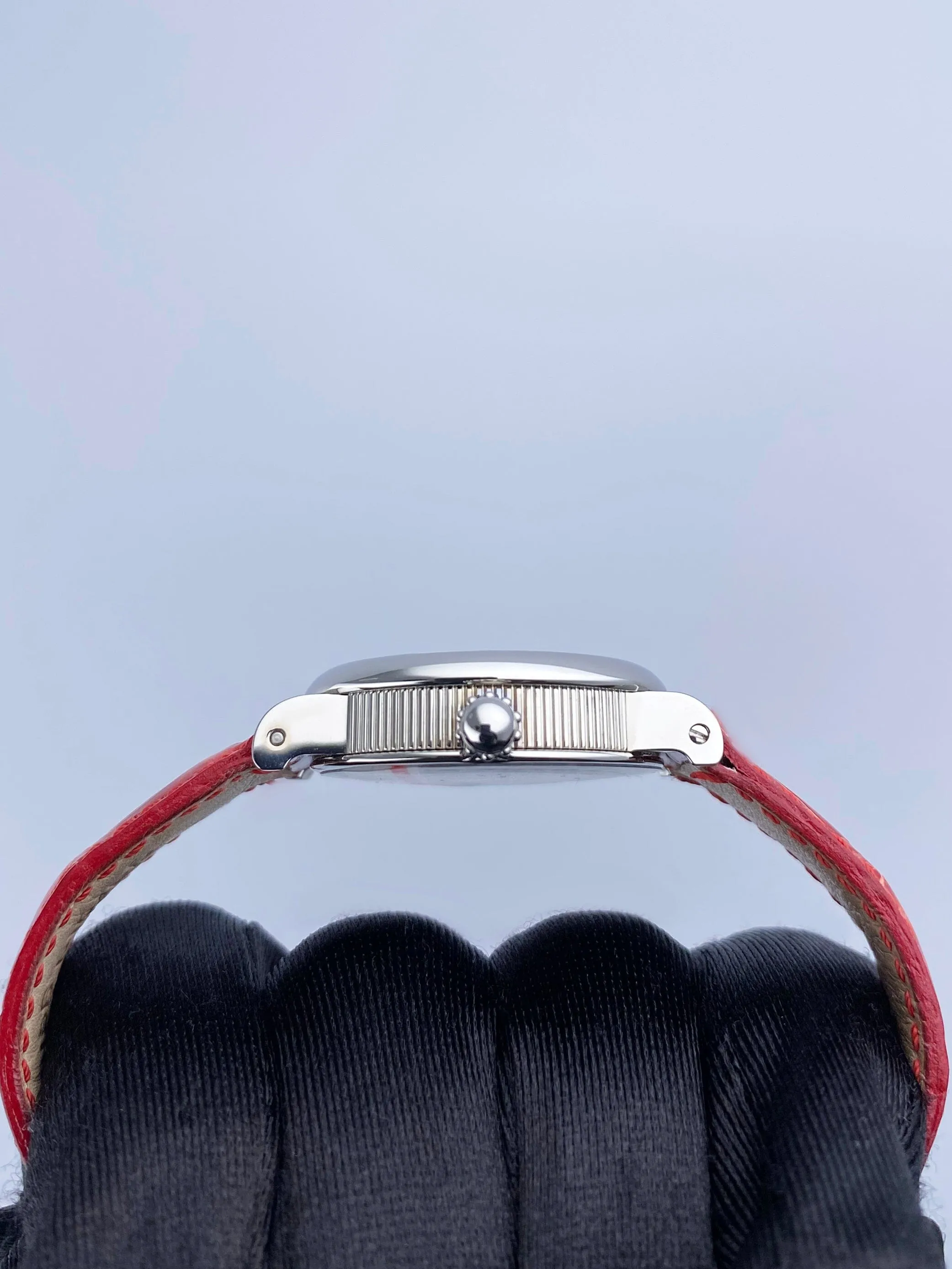 Gérald Genta Disney G.3622 Mickey Mouse MOP Dial Ladies Watch