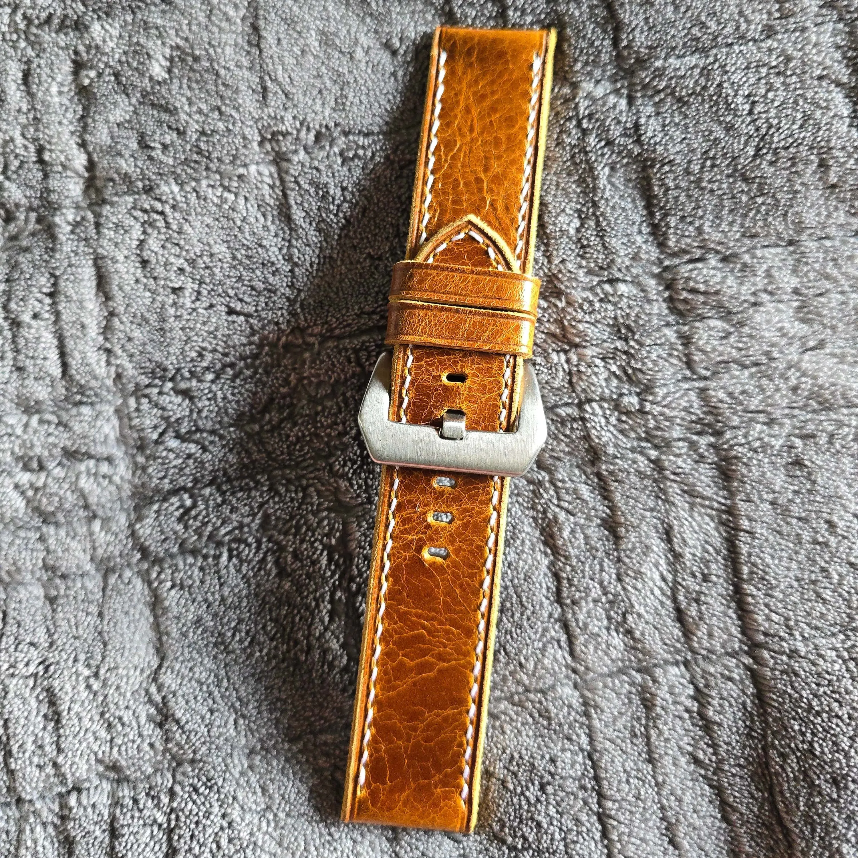 Handmade leather strap for luminor panerai