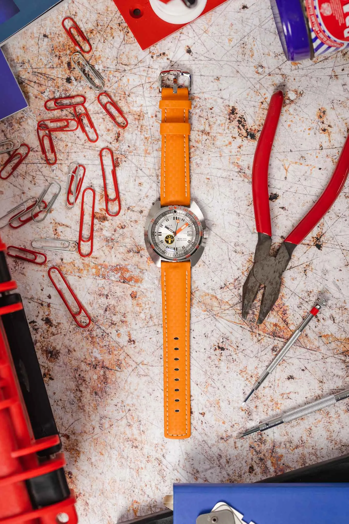 Hirsch CARBON Embossed Water-Resistant Leather Watch Strap in ORANGE