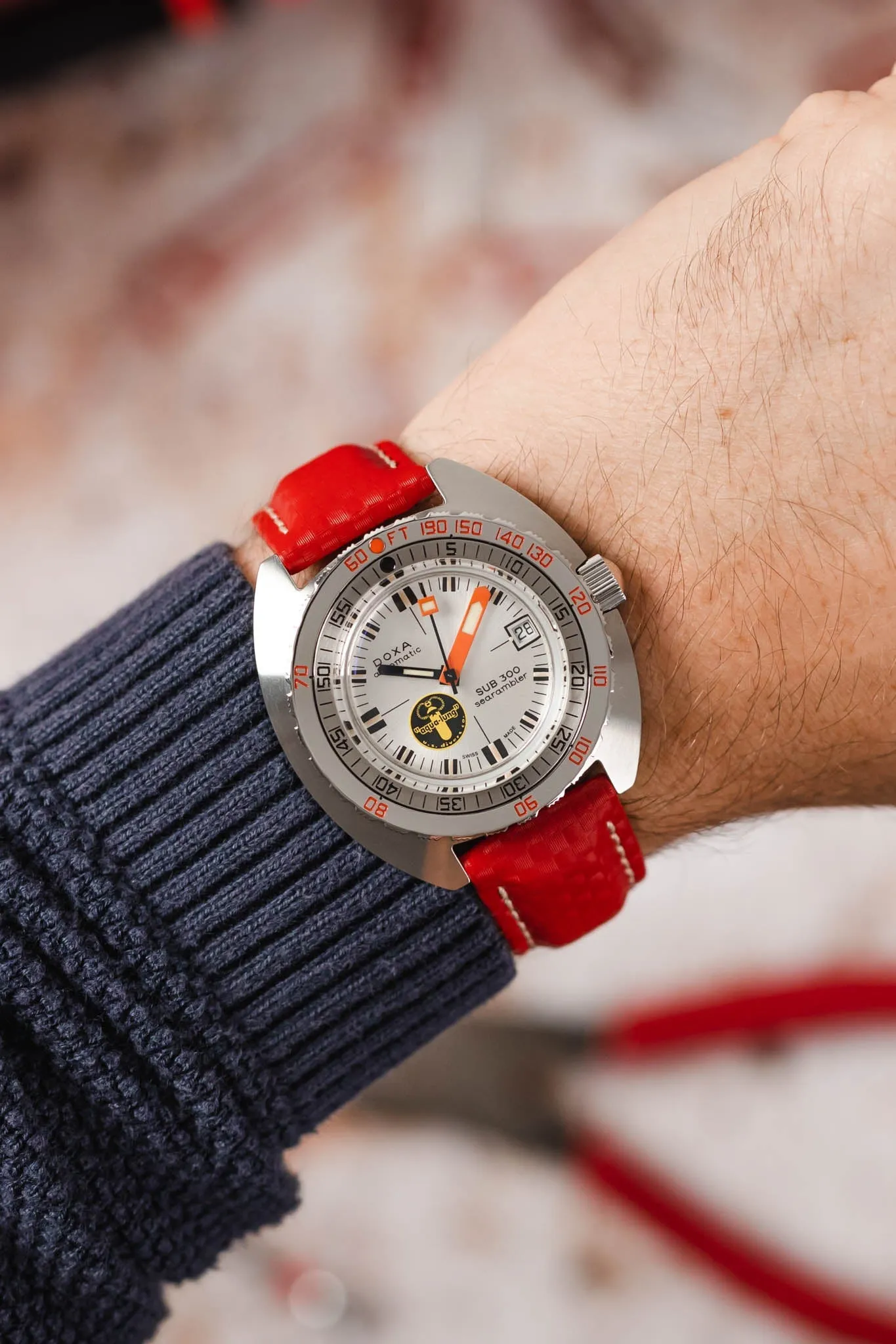 Hirsch CARBON Embossed Water-Resistant Leather Watch Strap in RED