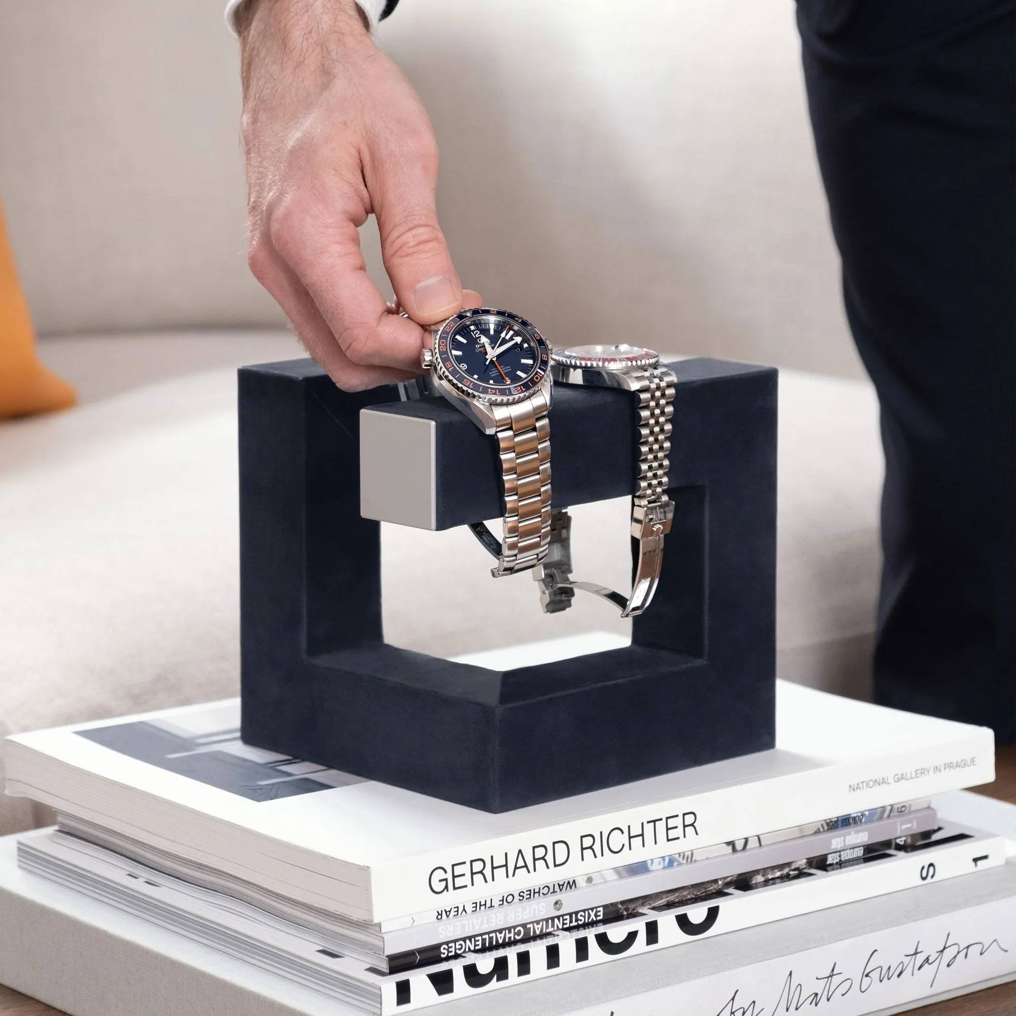 HUDSON 3 WATCH STAND - DUSTY BLUE / GREY