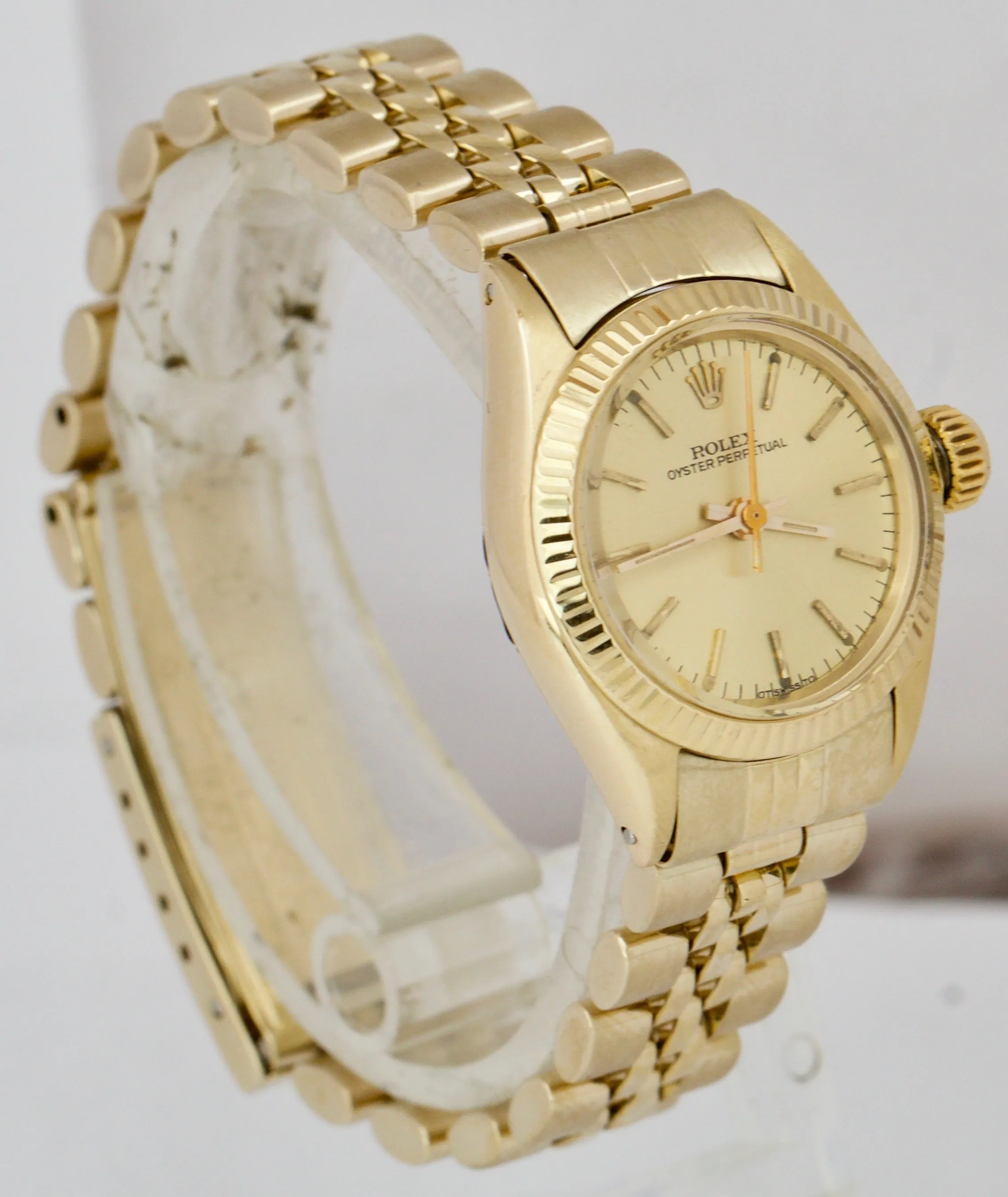 Ladies Rolex Oyster Perpetual 14K Yellow Gold Champagne Jubilee 24mm Watch 6719