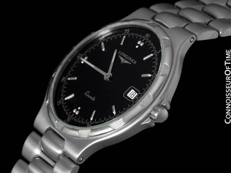 Longines Conquest Mens Bracelet Dress Watch, Quartz, Date, Waterproof - Stainless Steel