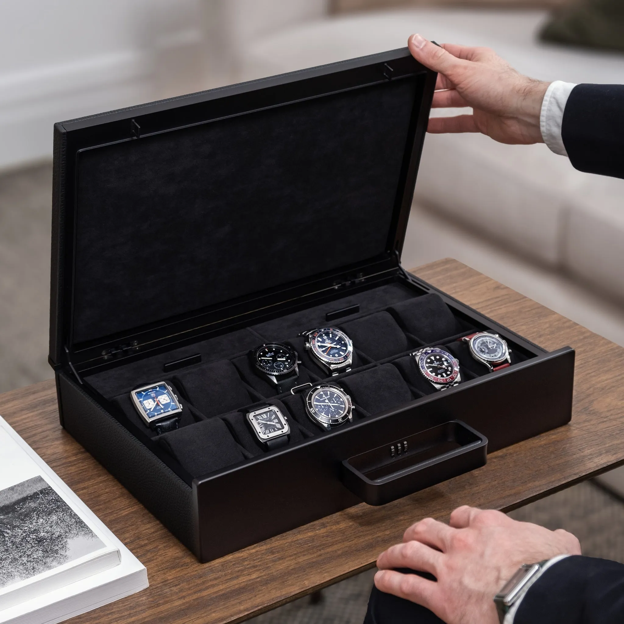 MACKENZIE 12 WATCH BRIEFCASE - BLACK / BLACK