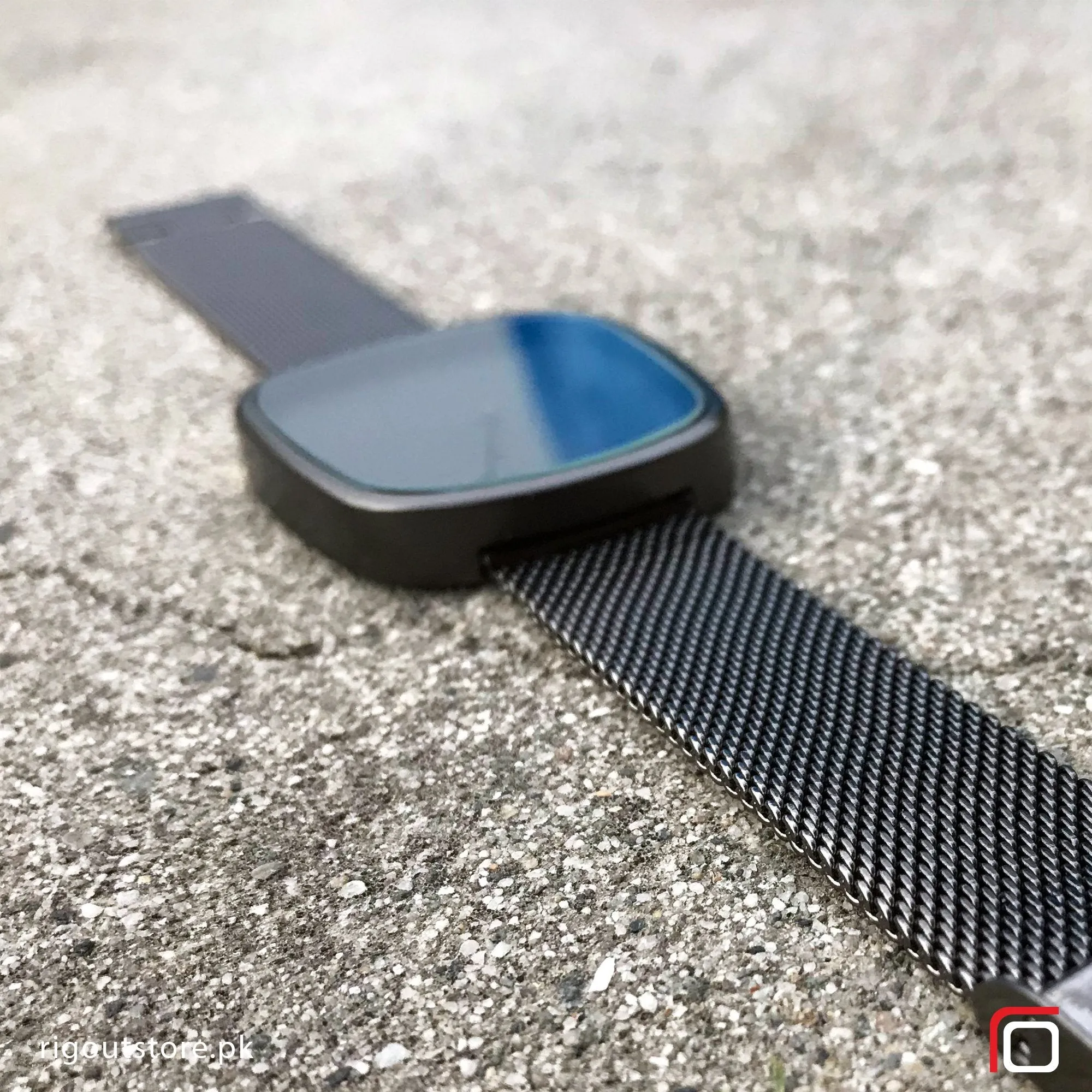 Minimalist Mesh Chain Watch