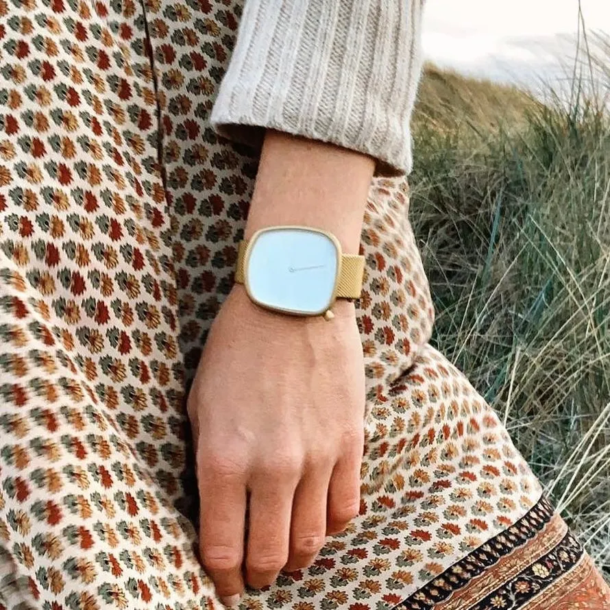 Minimalist Mesh Chain Watch