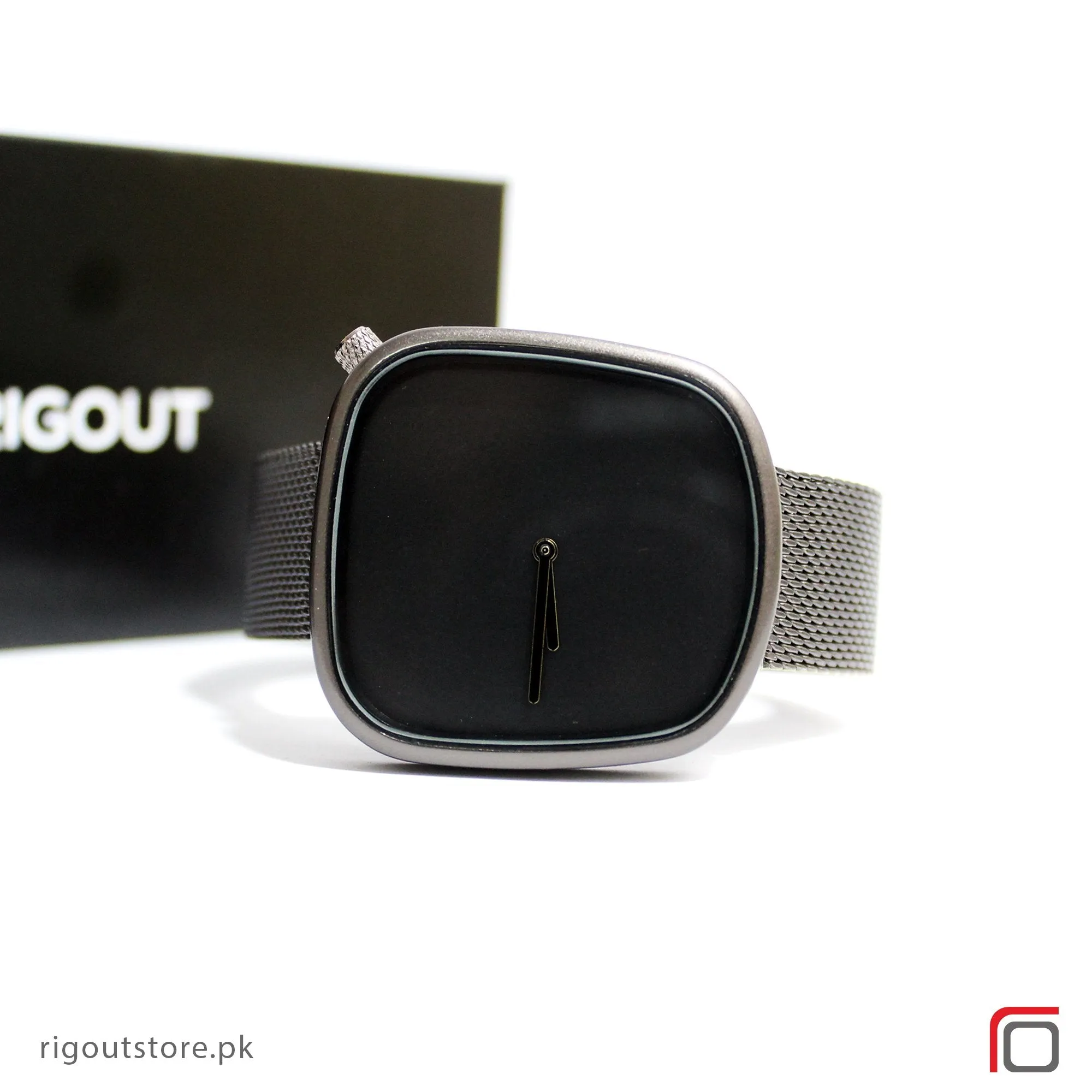 Minimalist Mesh Chain Watch