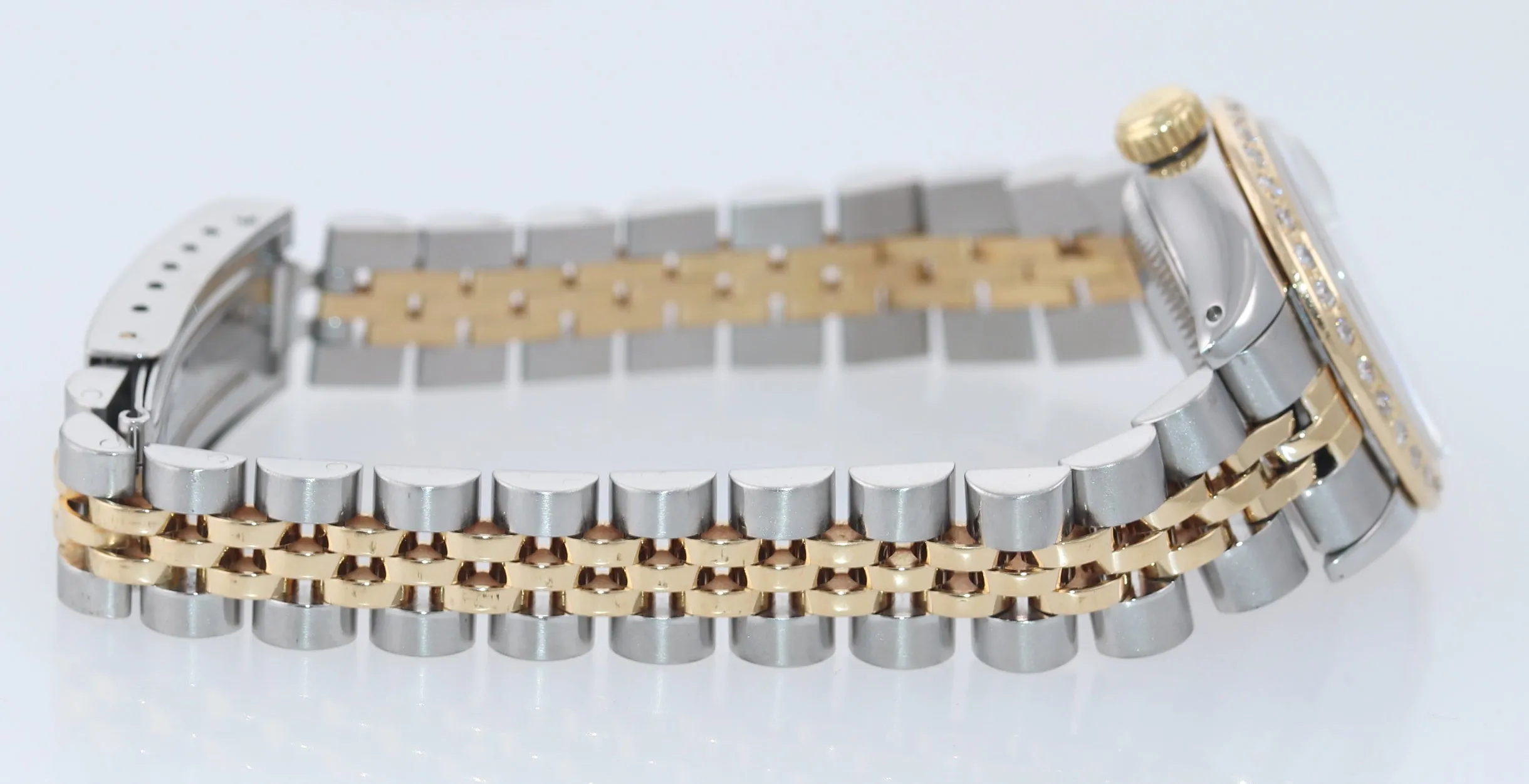 MINT Ladies Rolex 67193 Two Tone 18k Gold 26mm MOP Diamond Bezel Watch Box
