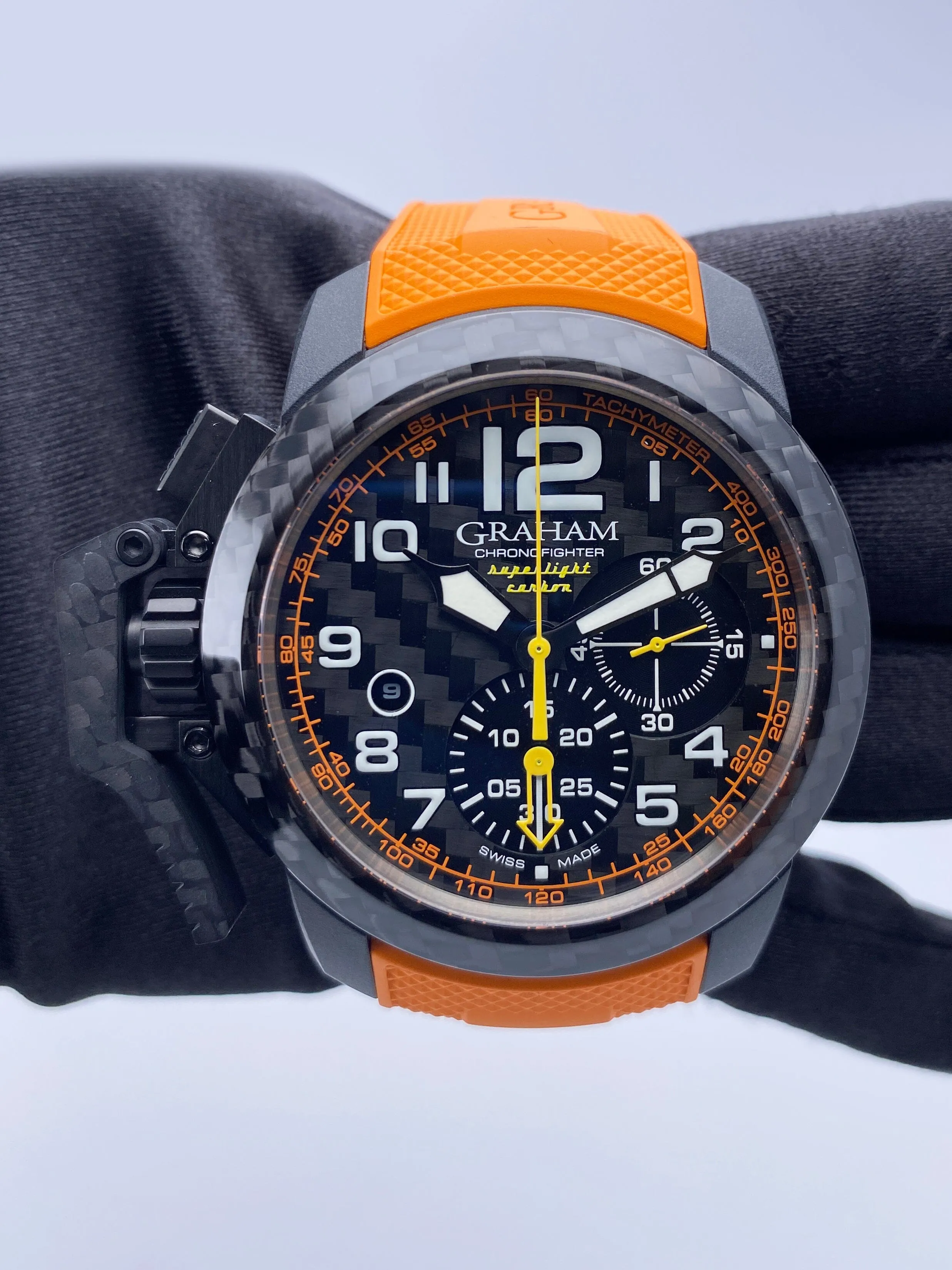 New Graham Chronofighter Oversize Superlight Carbon Orange Mens Watch Box Papers