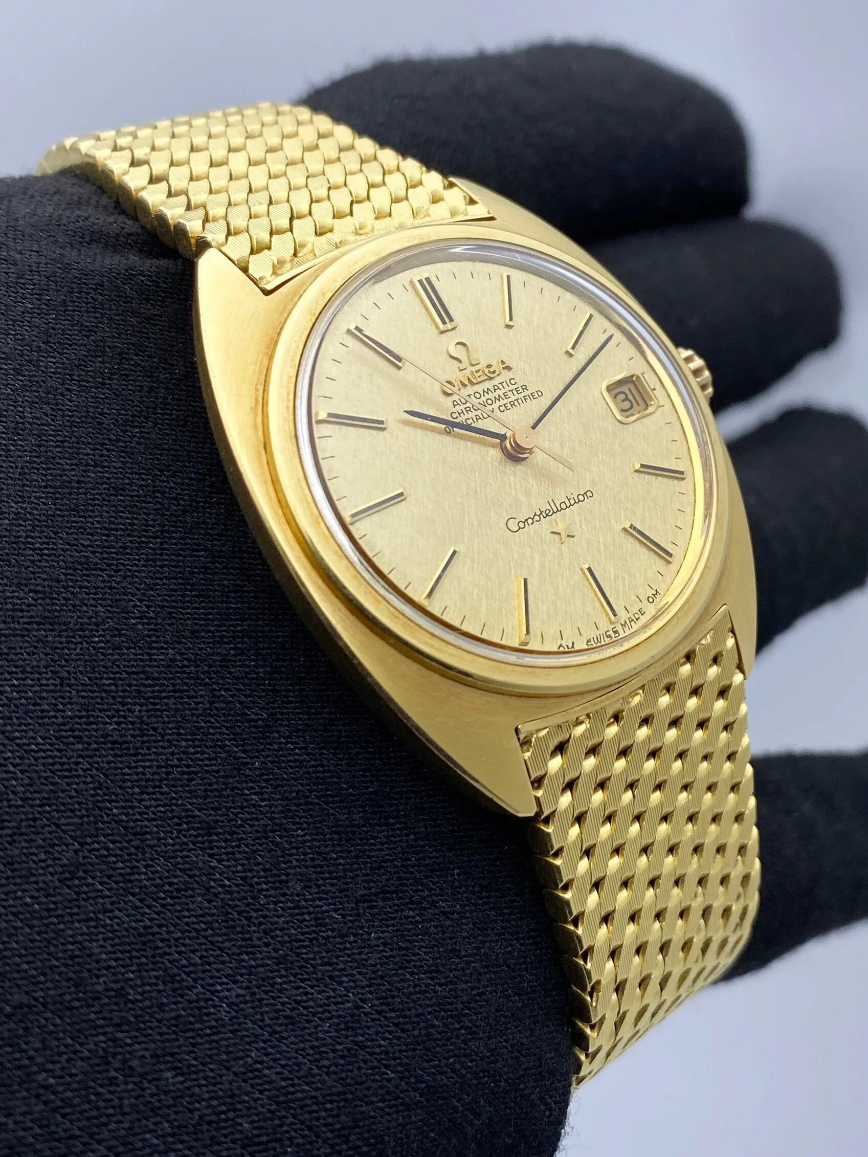 Omega Constellation 168.009 18K Yellow Gold Mens Watch