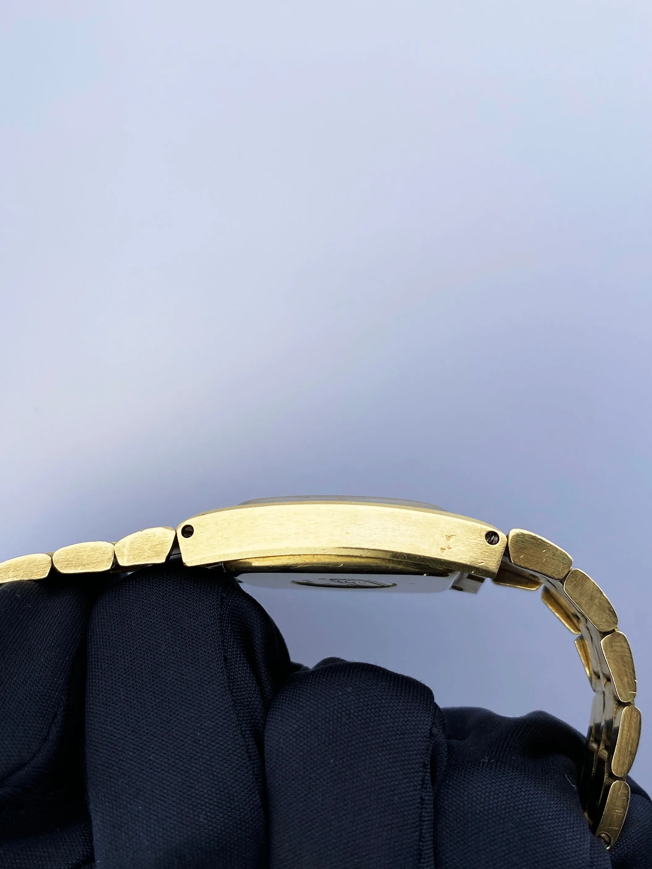 Omega Constellation Vintage 18K Yellow Gold Mens Watch