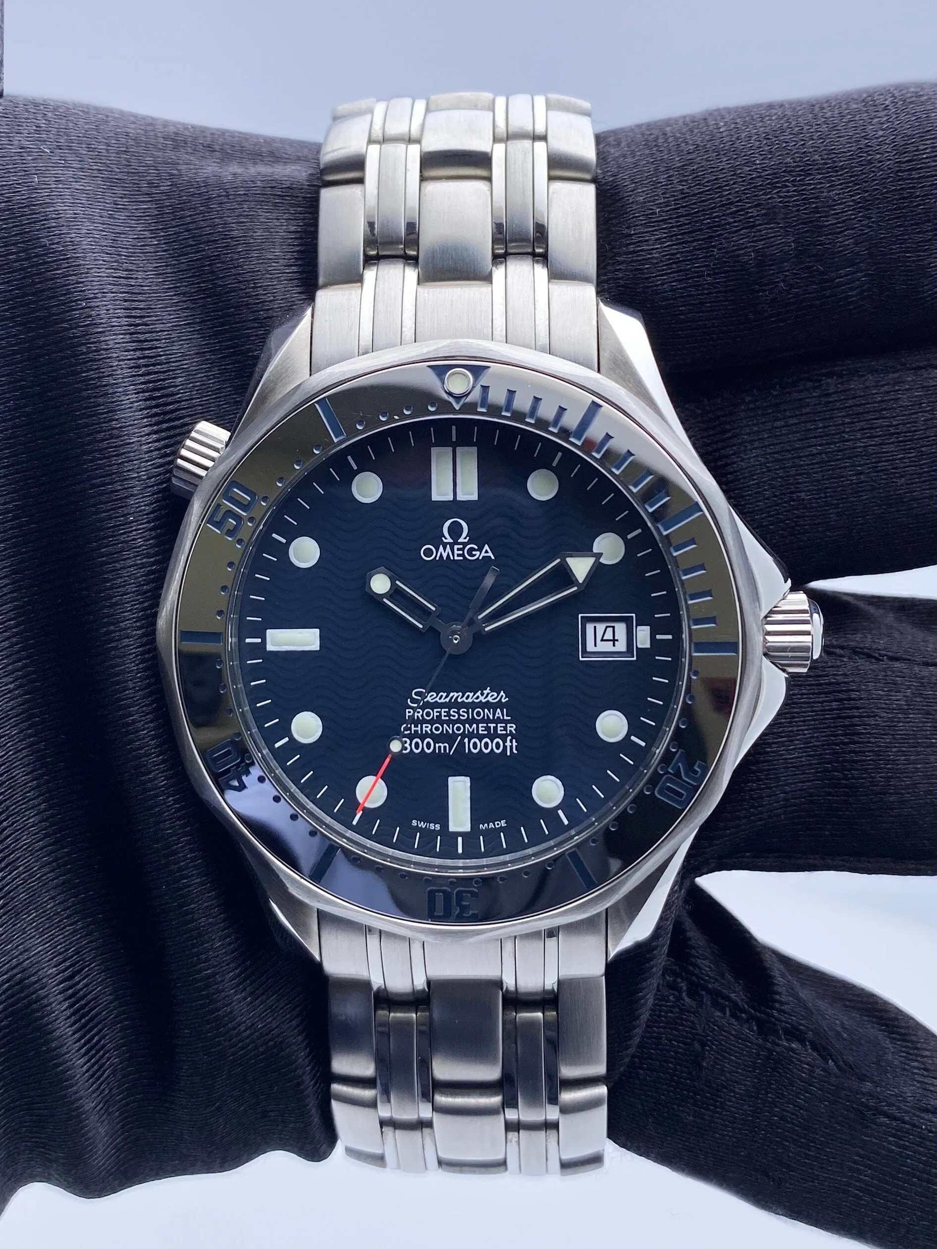 Omega Seamaster 2532.80 Blue dial Vintage Mens Watch