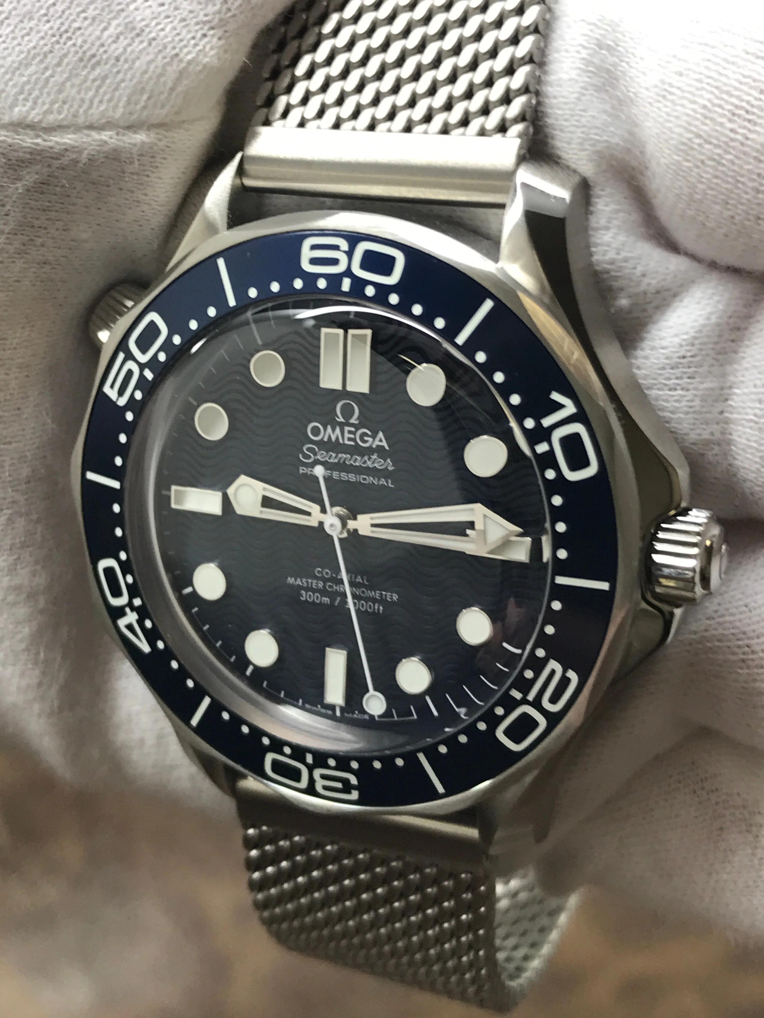 Omega Seamaster James Bond 60th anniversary 007 Full Set 2023 210.30.42.20.03.002 Blue Dial Automatic Men's Watch
