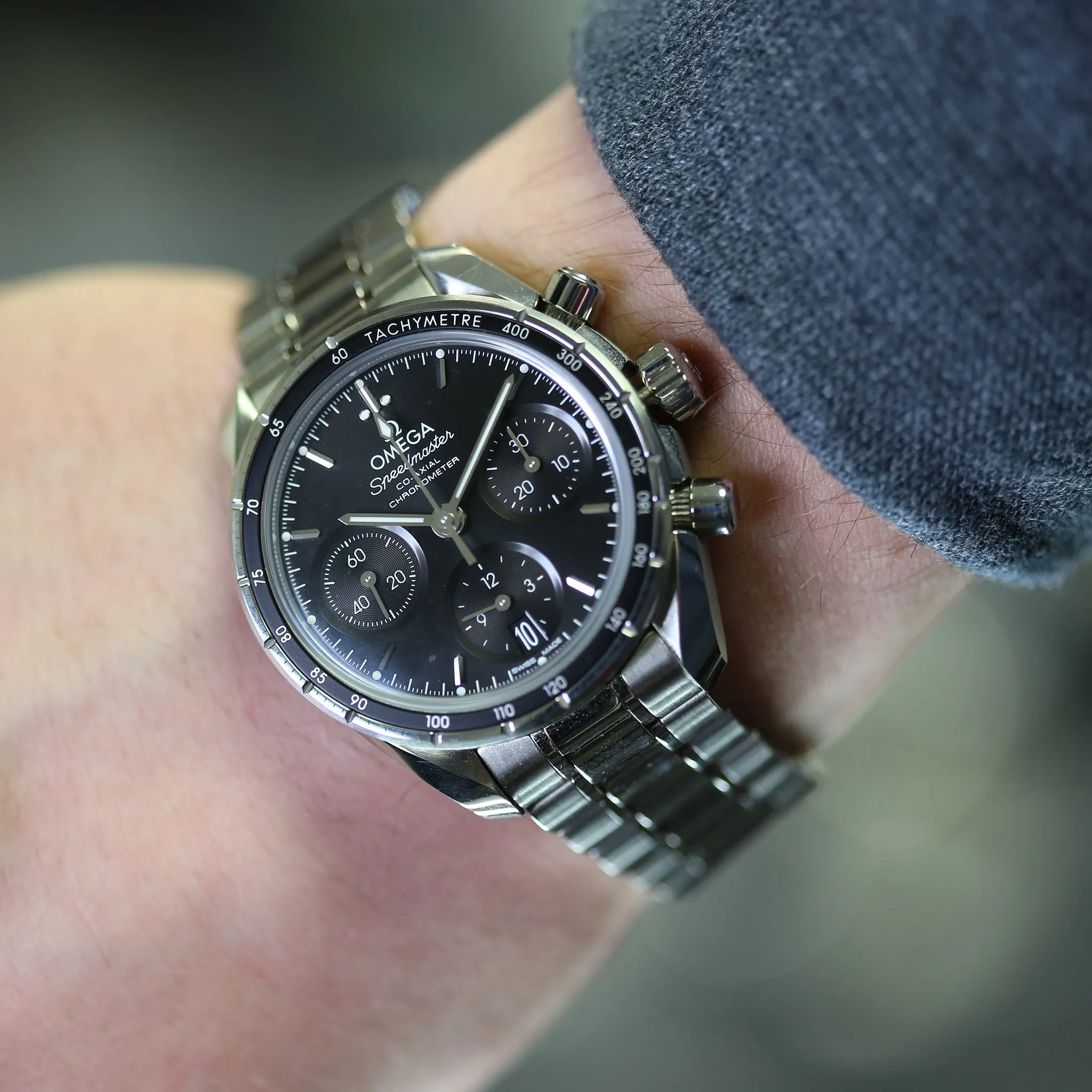 Omega Speedmaster Chronograph 38mm 324.30.38.50.01.001 Black Dial Automatic Men's Watch