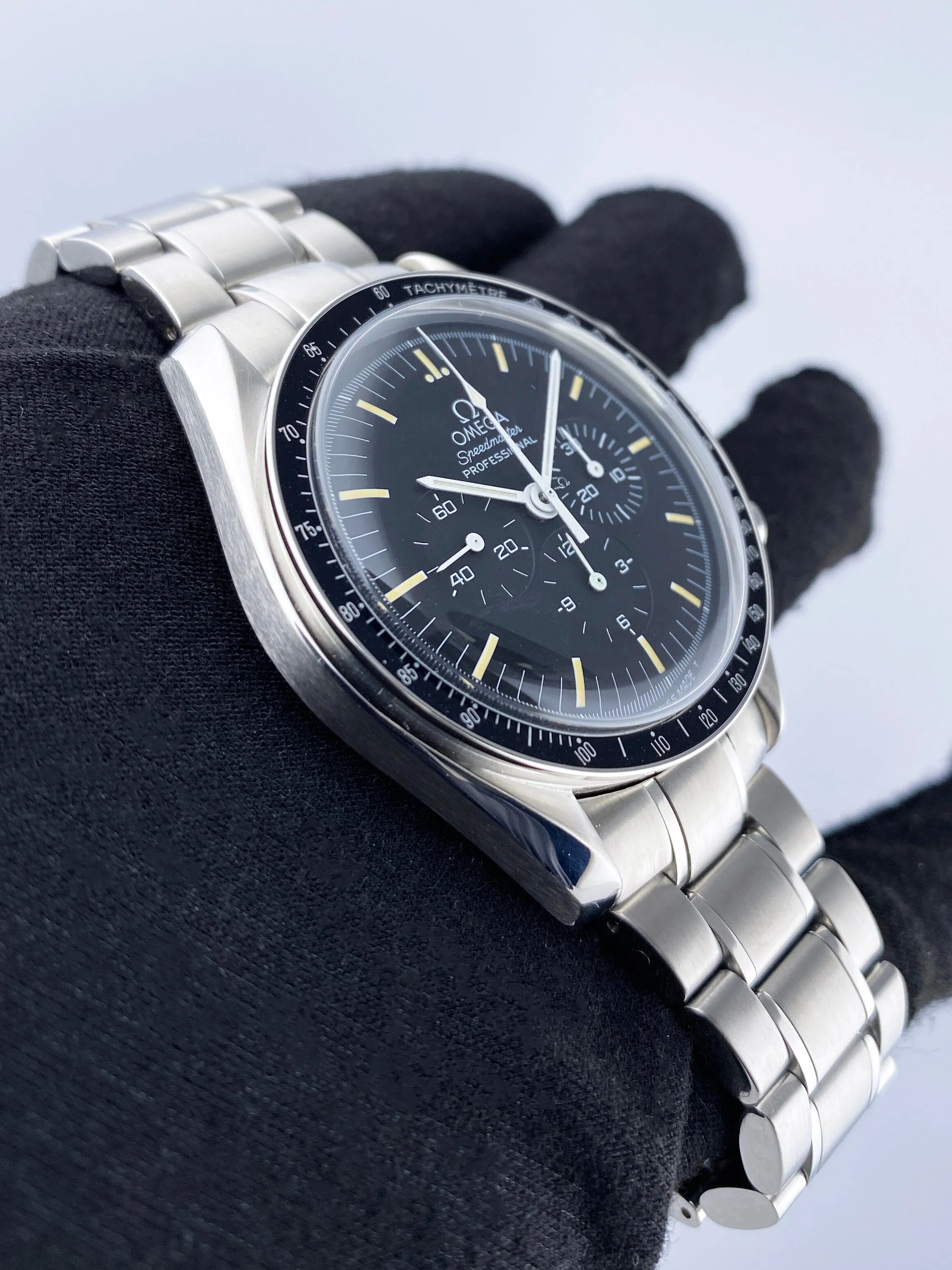 Omega Speedmaster MOONWATCH 3570.50.00 Mens Watch