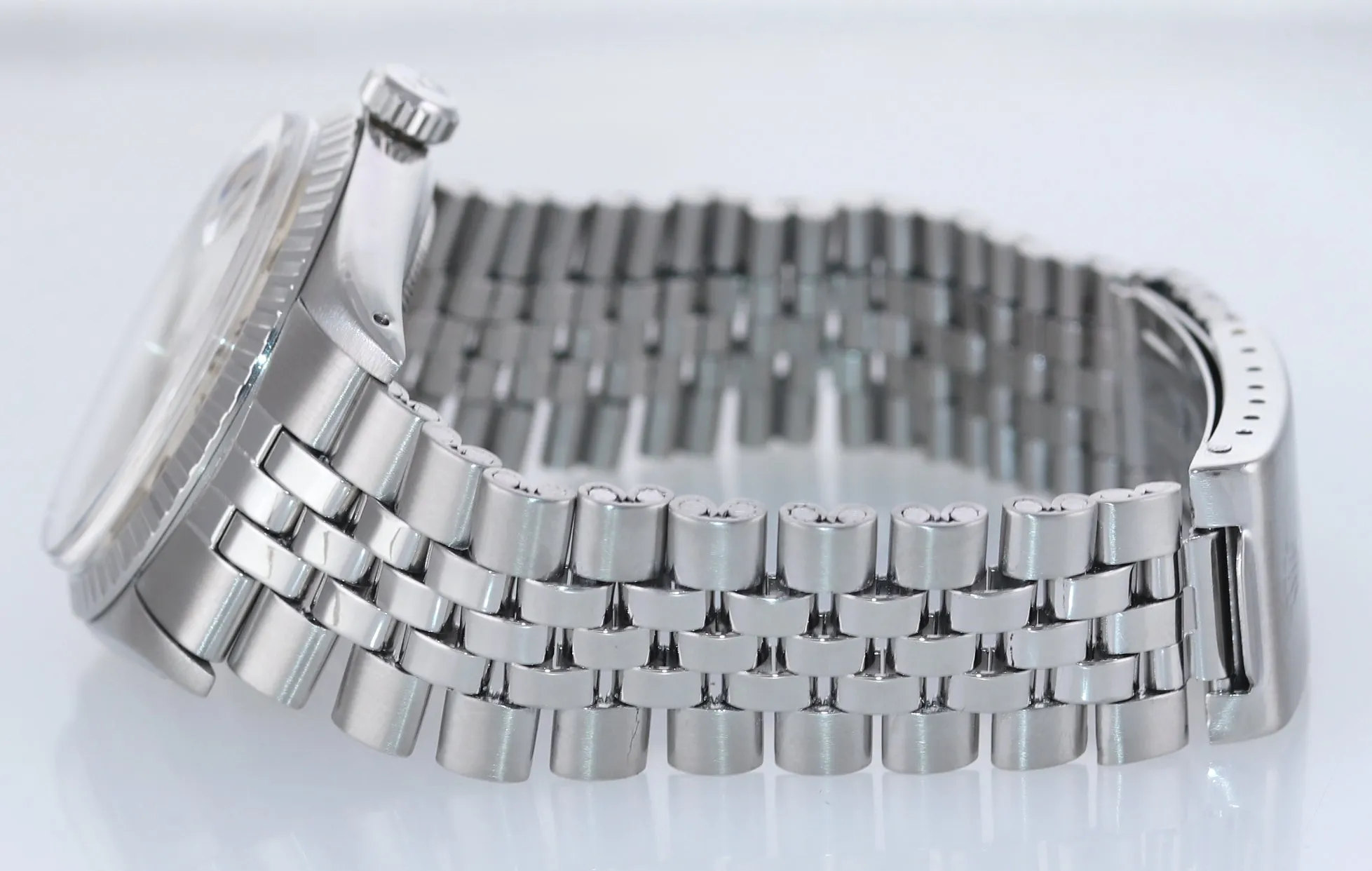 PAPERS Rolex DateJust 1603 Steel Silver Jubilee Band Date Fluted 36mm Watch Box