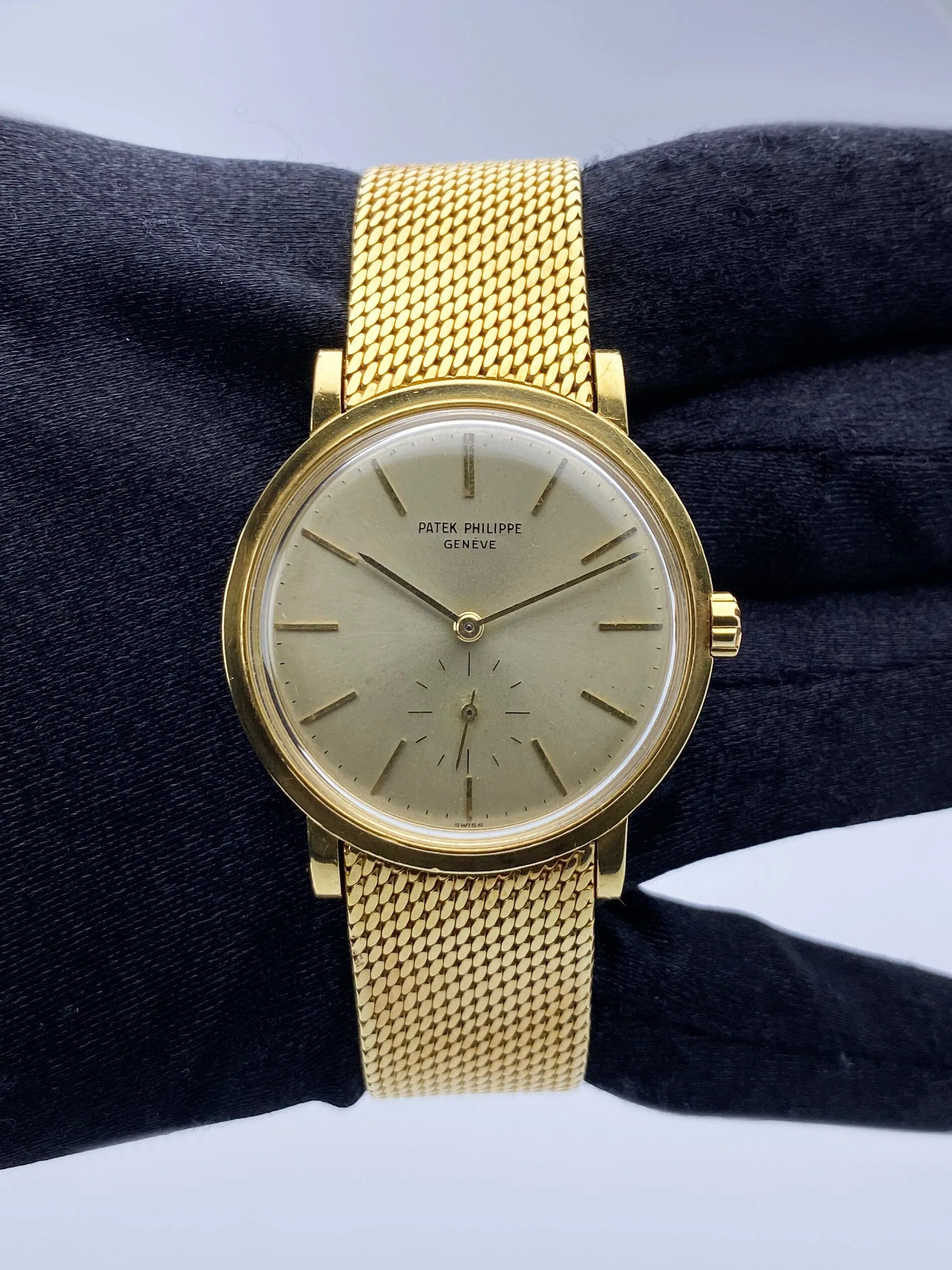 Patek Philippe Calatrava 3429 18K Yellow Gold Mens Watch