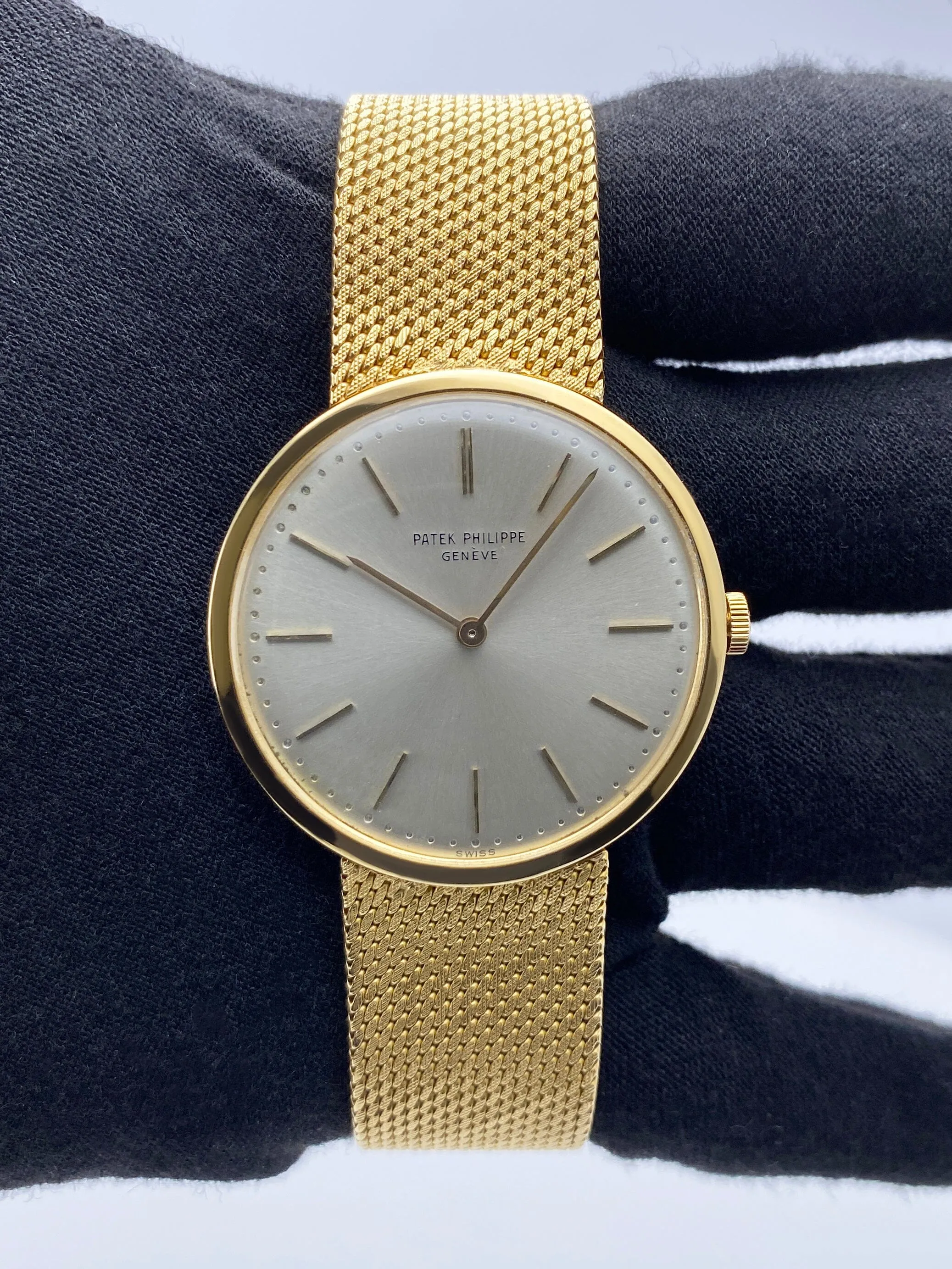 Patek Philippe Calatrava 3520/10 18K Yellow Gold Watch
