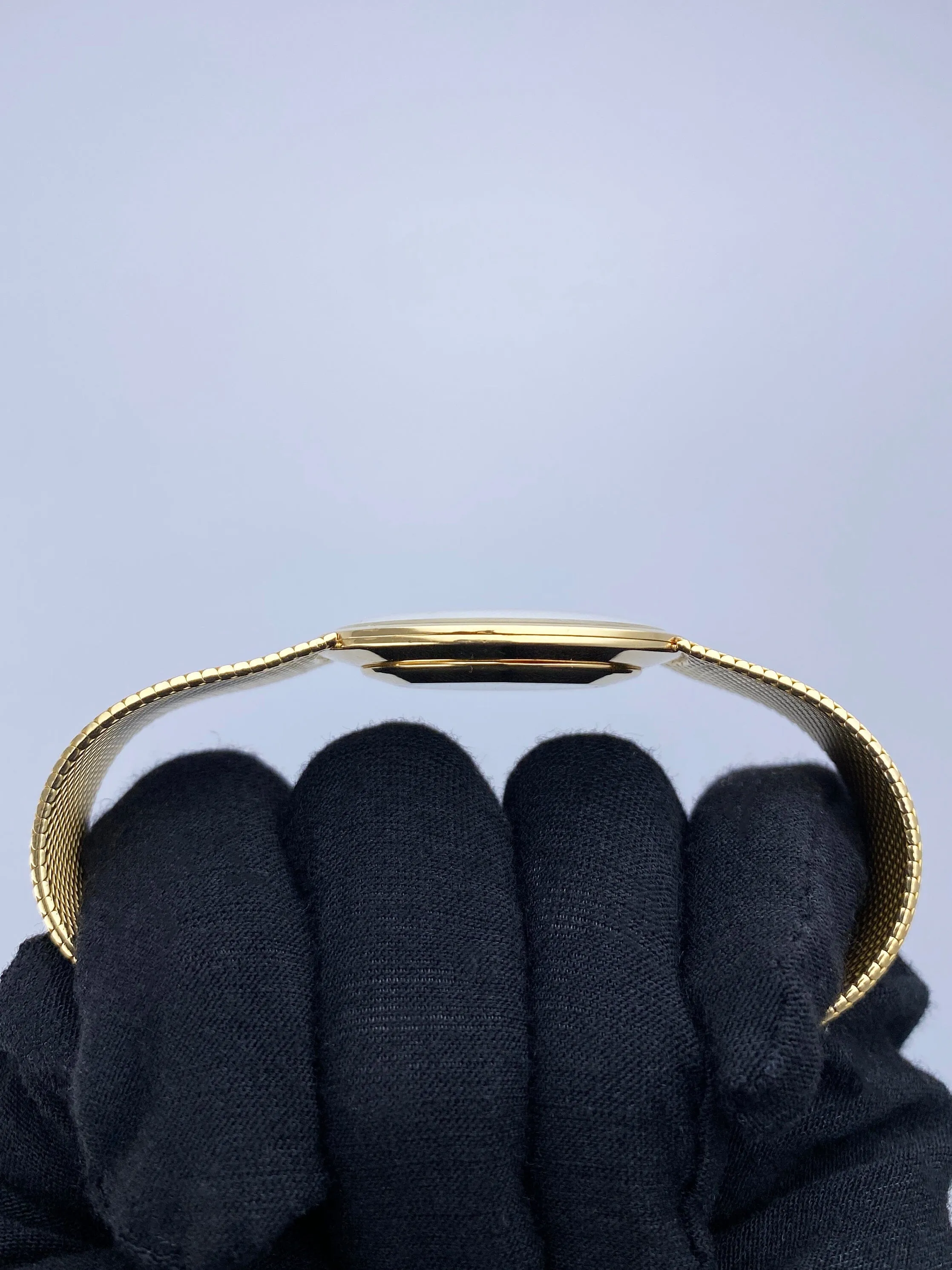 Patek Philippe Calatrava 3520/10 18K Yellow Gold Watch