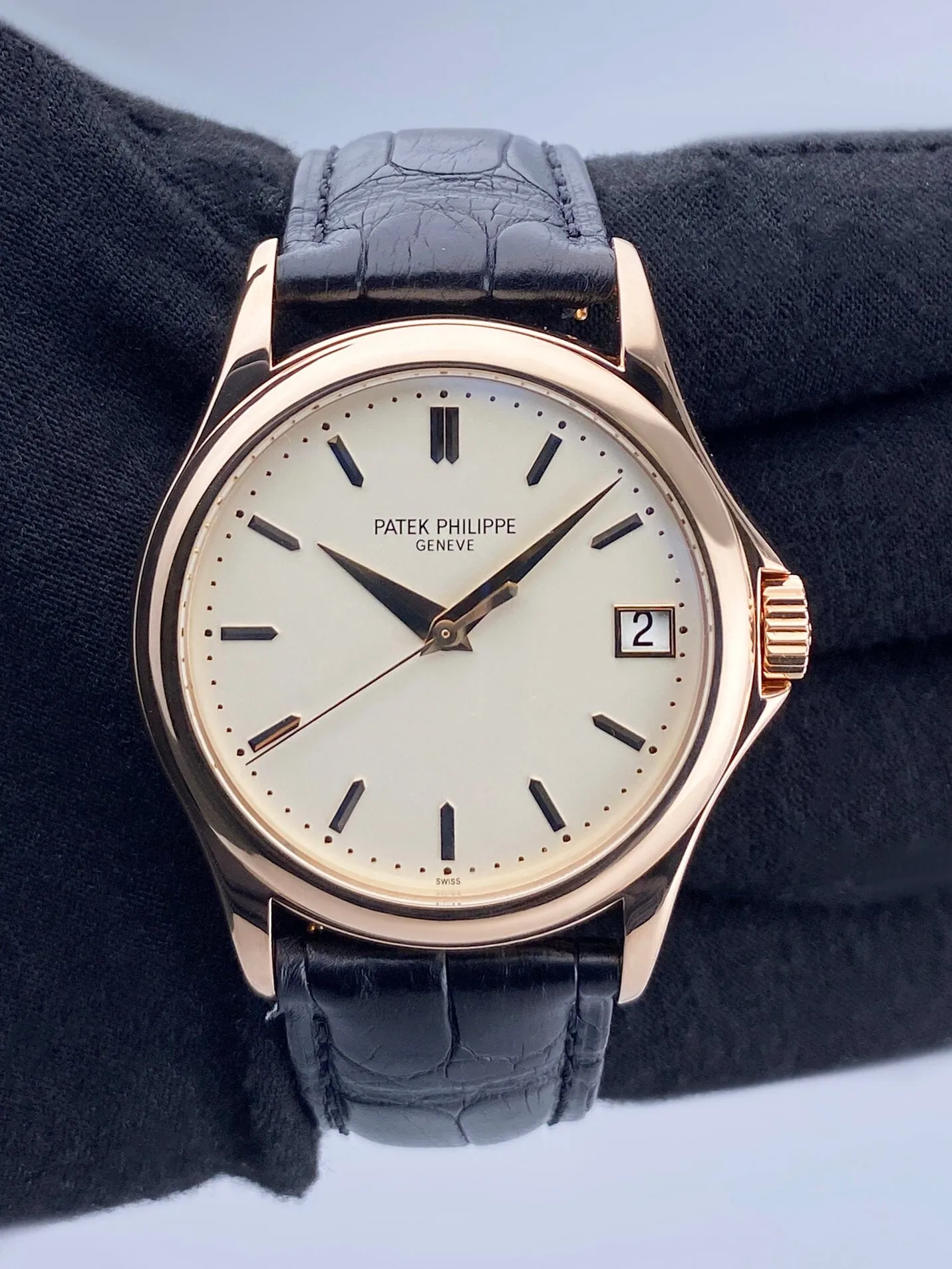 Patek Philippe Calatrava 5127R-001 Silver Dial Mens Watch Box Papers