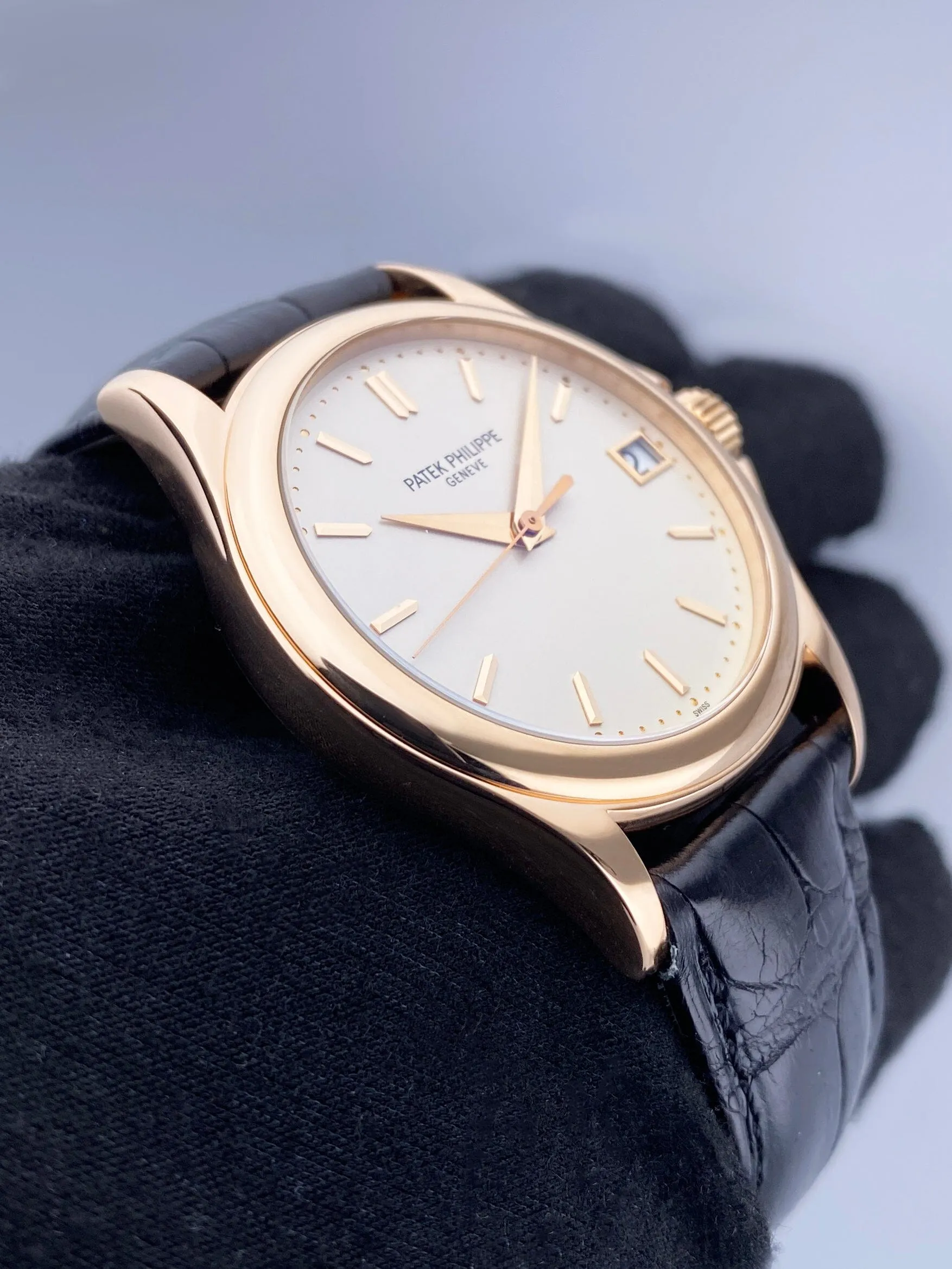 Patek Philippe Calatrava 5127R-001 Silver Dial Mens Watch Box Papers