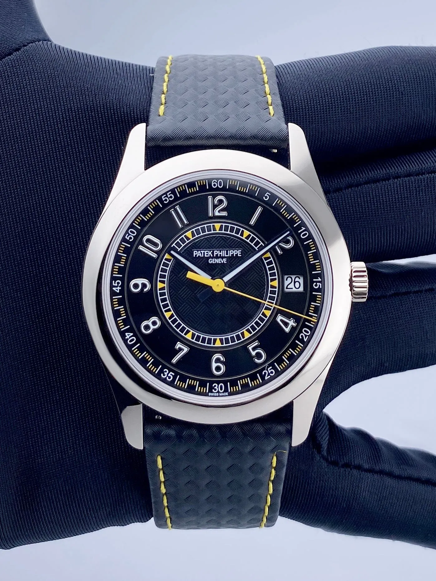 Patek Philippe Calatrava 6007G-001 Yellow Mens Watch Box Papers